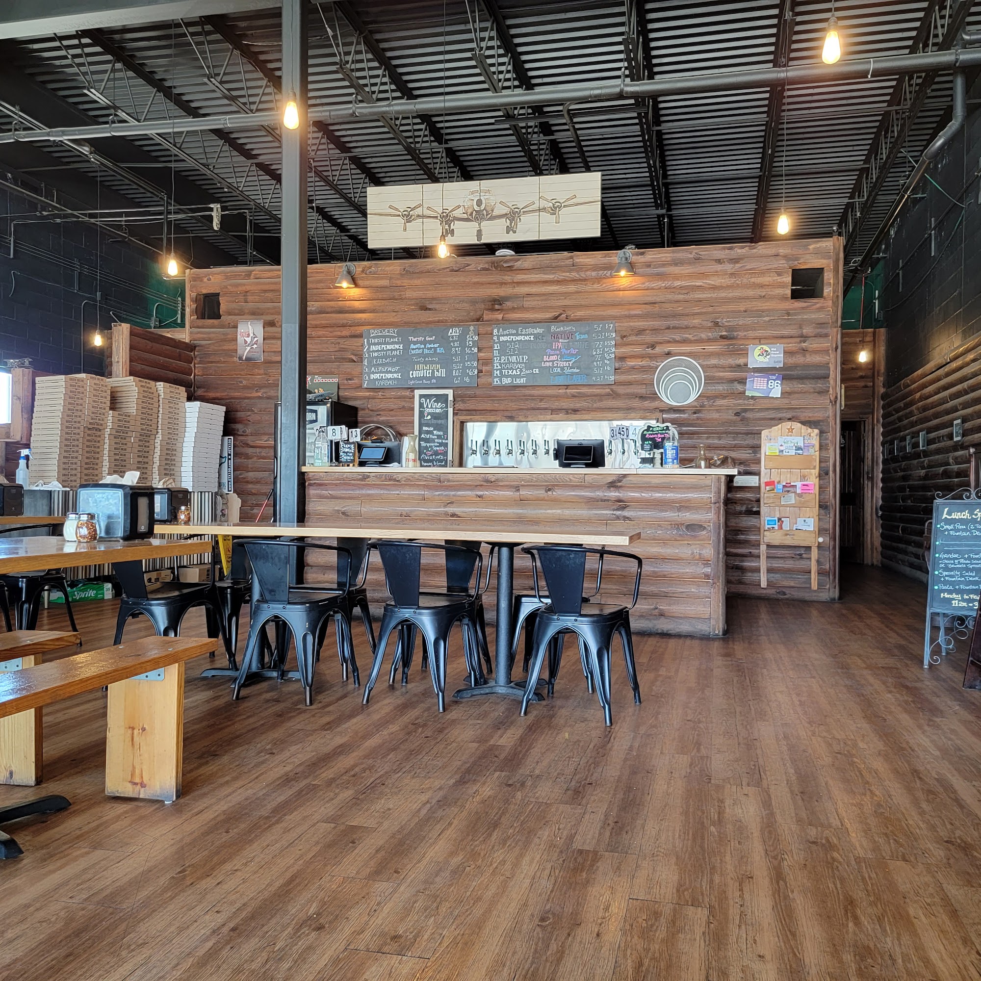 Aviator Pizza & Brew Company Elgin