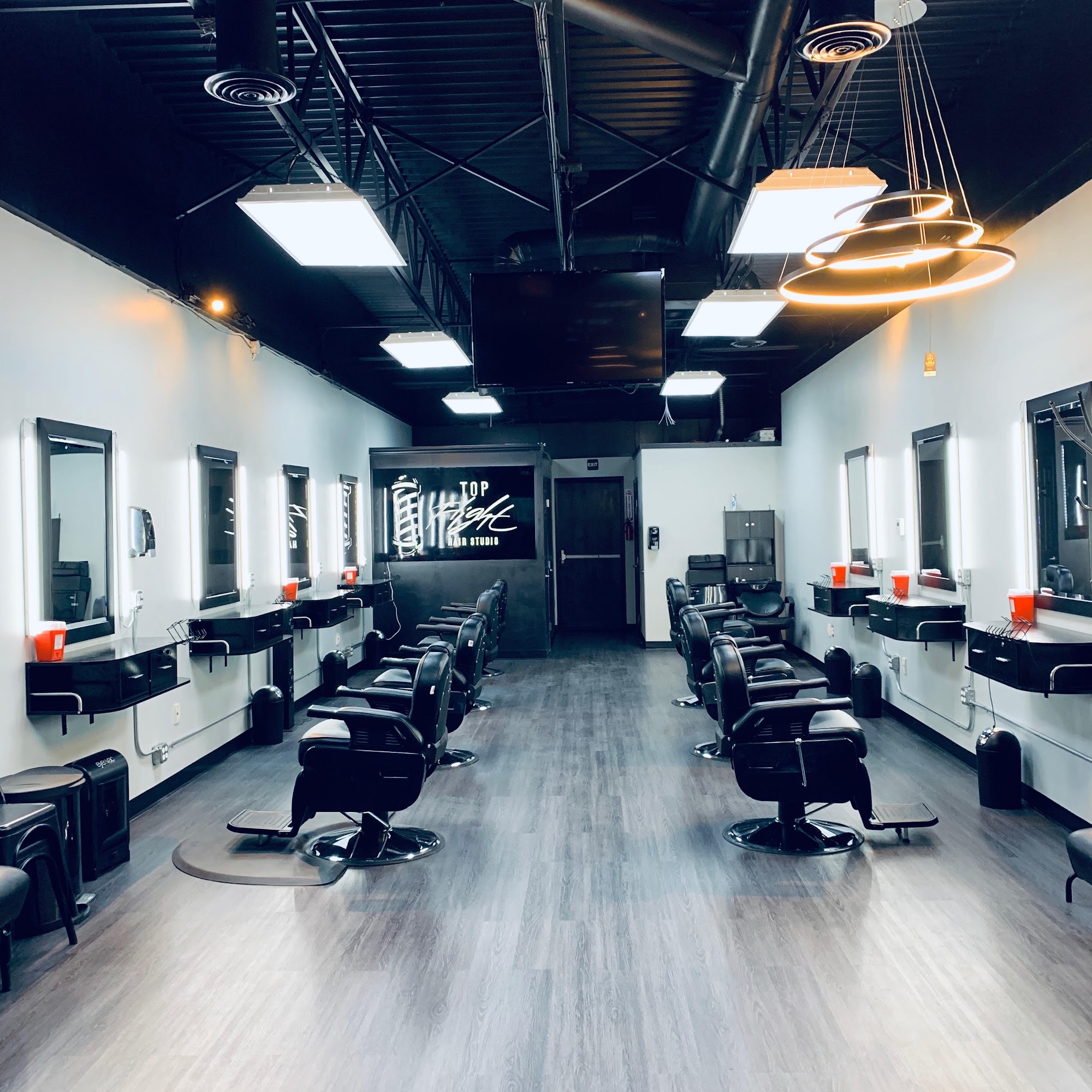 Top Flight Hair Studio