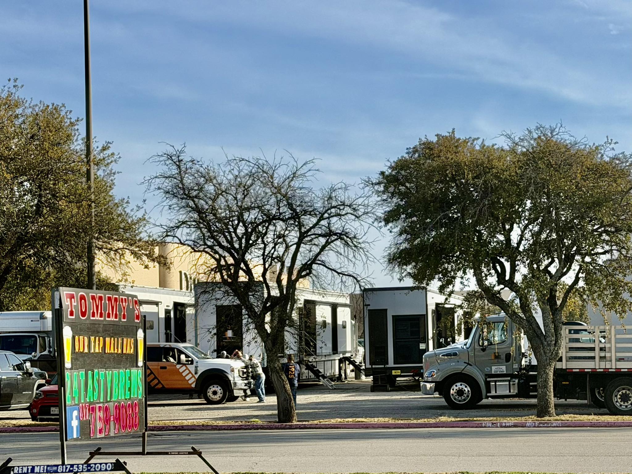 Tommys Burgers + Brews Fort Worth