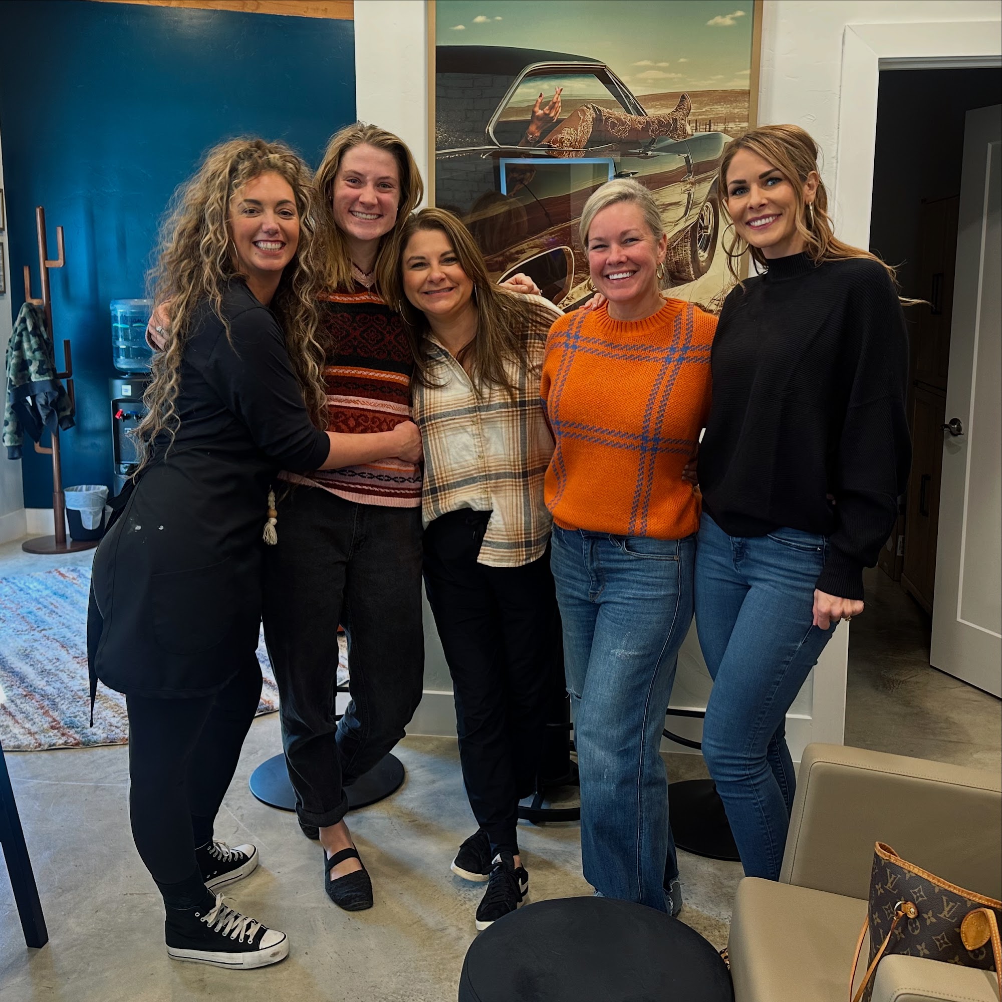 Lux Salon & Beauty