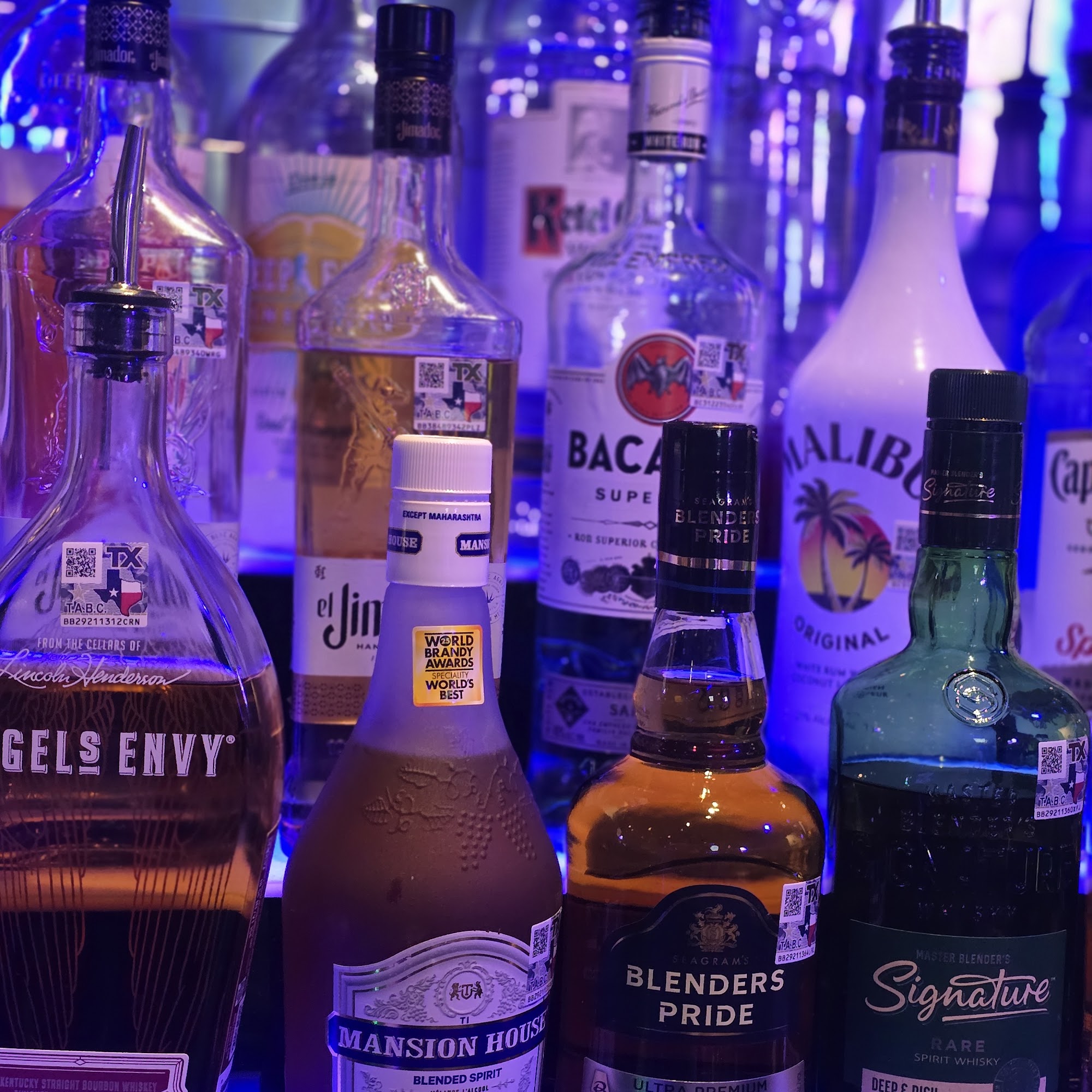 Sidelines Sports Tavern