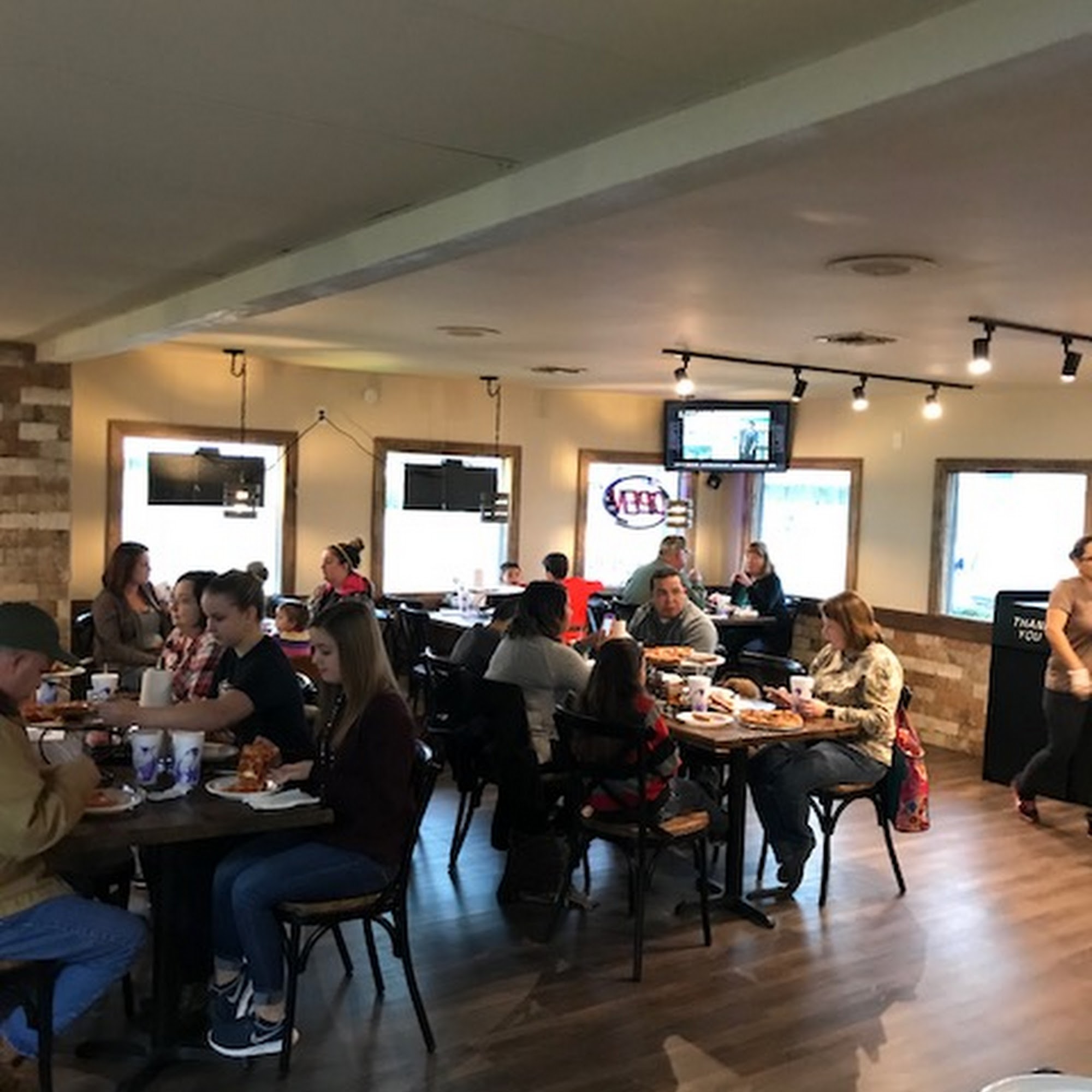 Georgio's Pizza & Subs George West