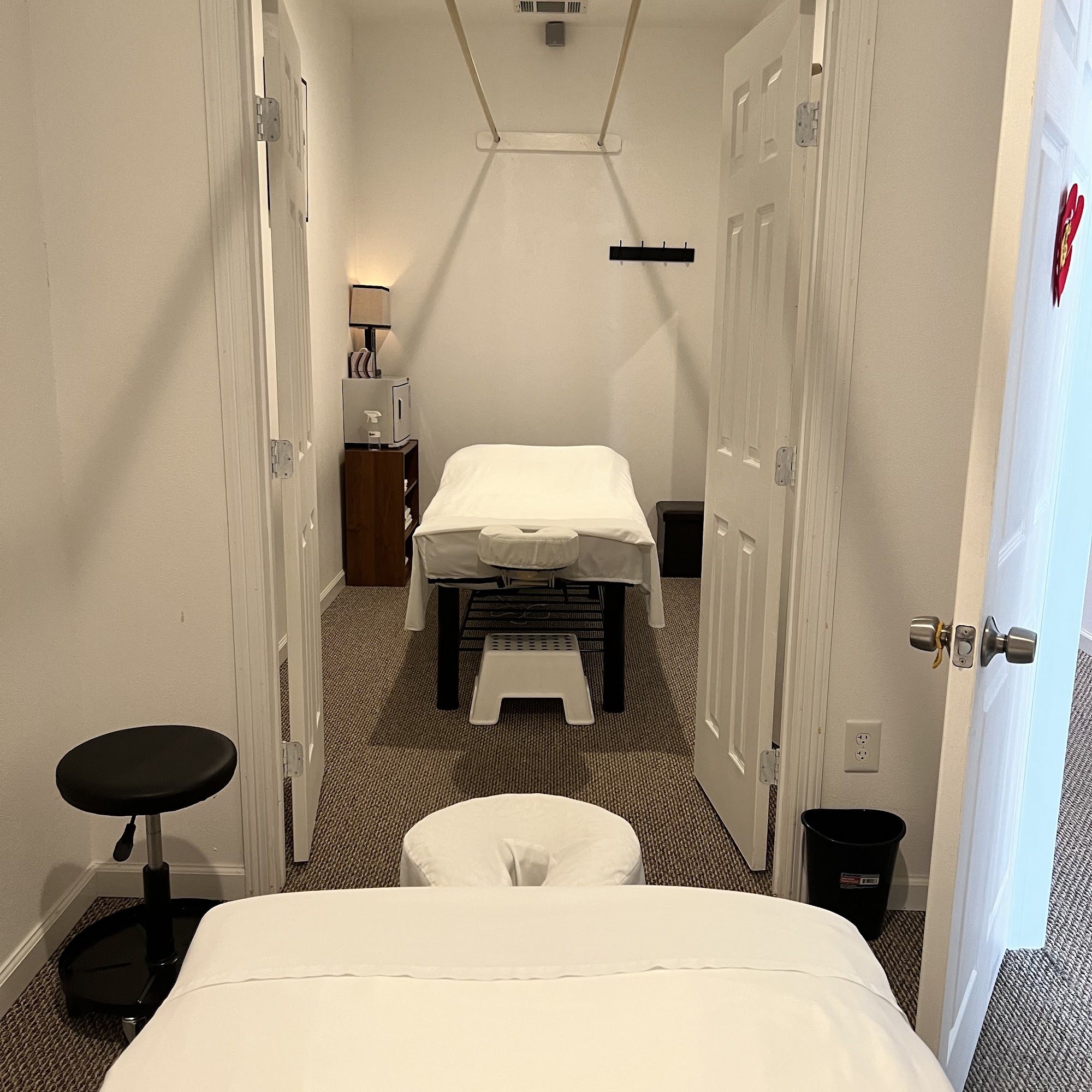 E Massage 4405 Williams Dr #400, Georgetown Texas 78628