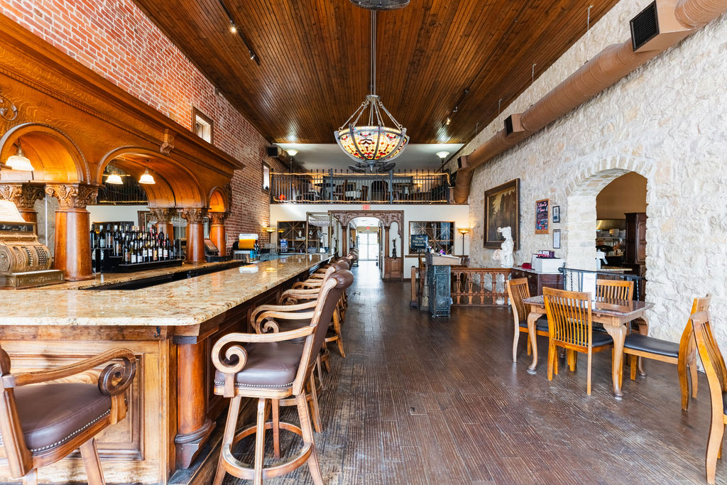 Farina's Winery & Cafe Granbury Granbury