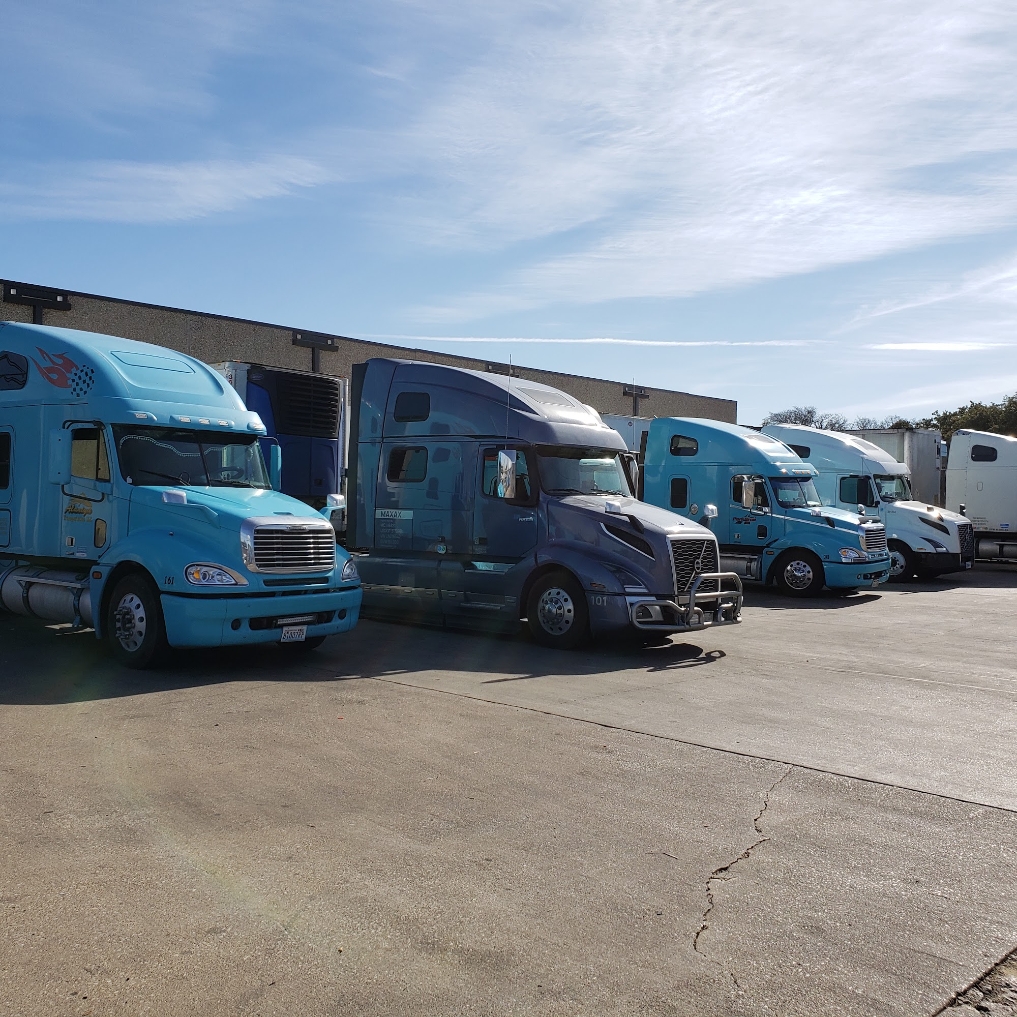 HL Distribution, Grapevine