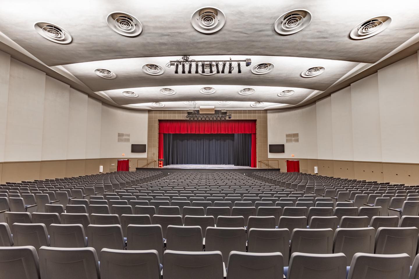 Henthorn Commercial Construction, LLC