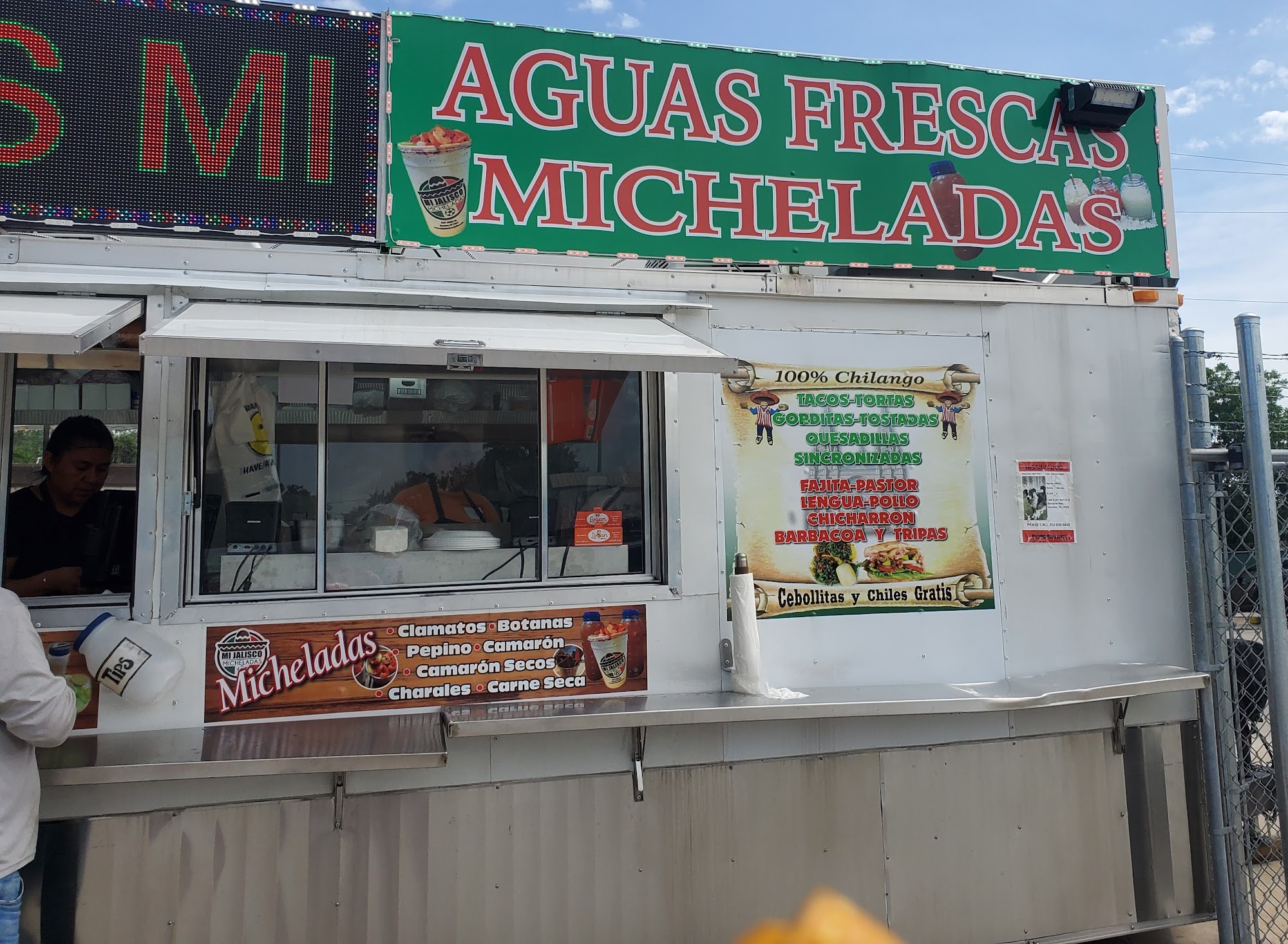 Taquería Mi Jalisco Menu