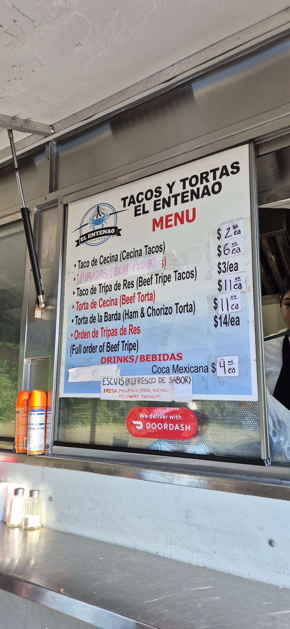 Tacos y Tortas De Cecina El Entenao Menu