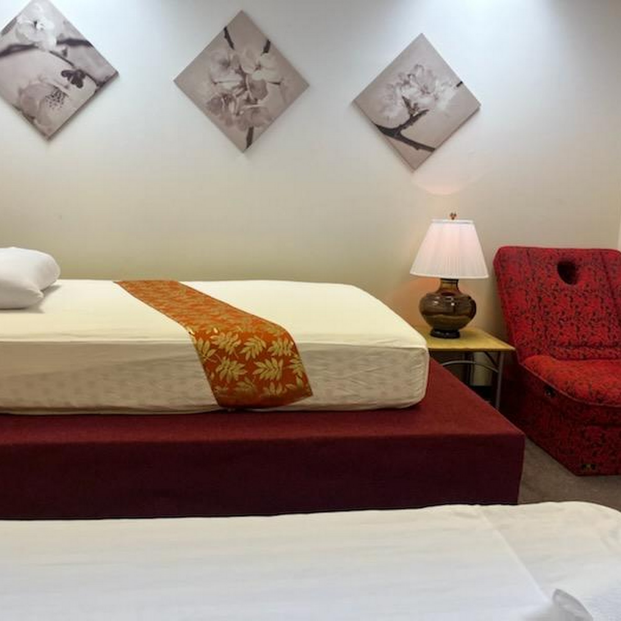 Rainbow Professional Massage