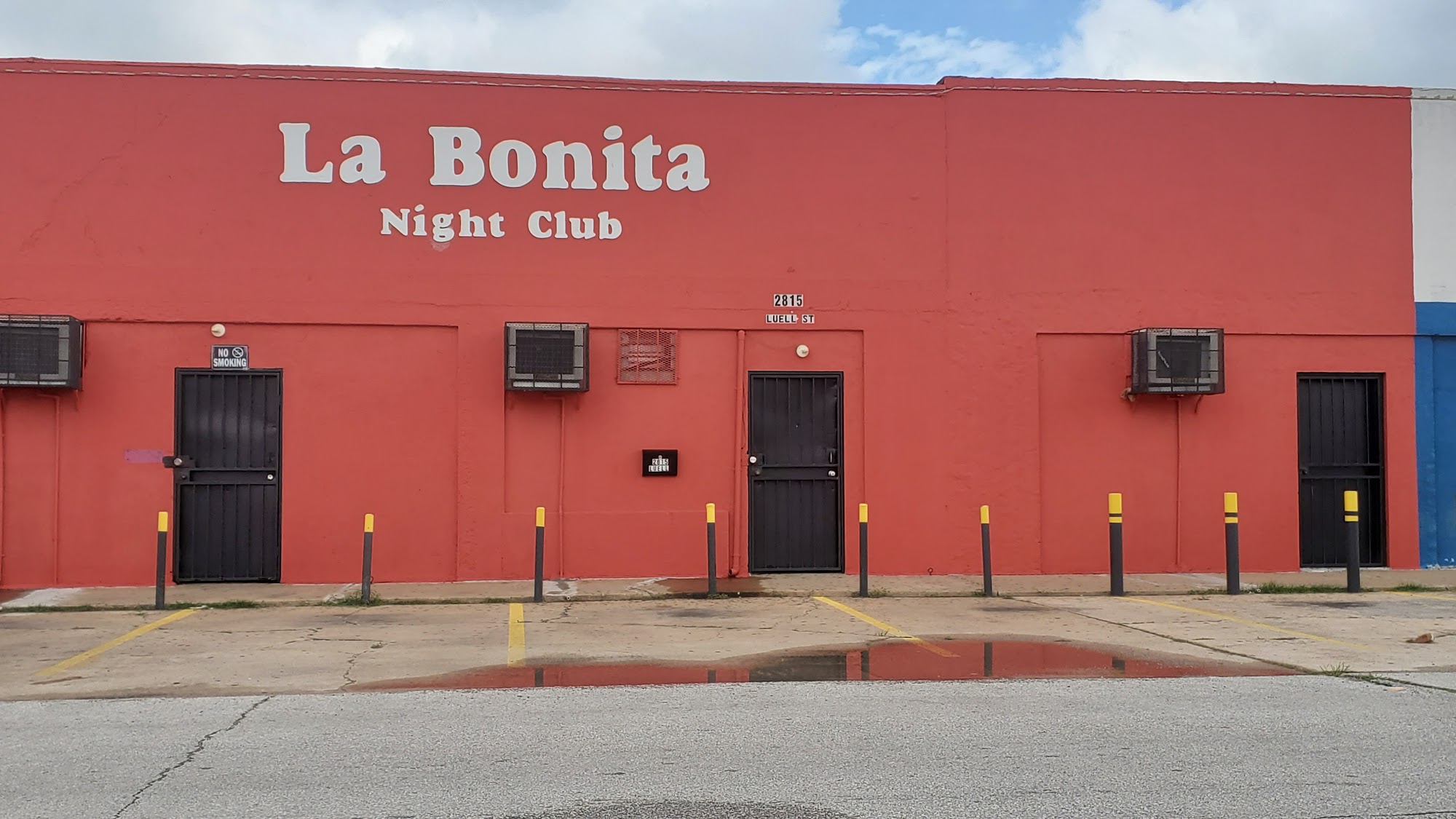 La Bonita