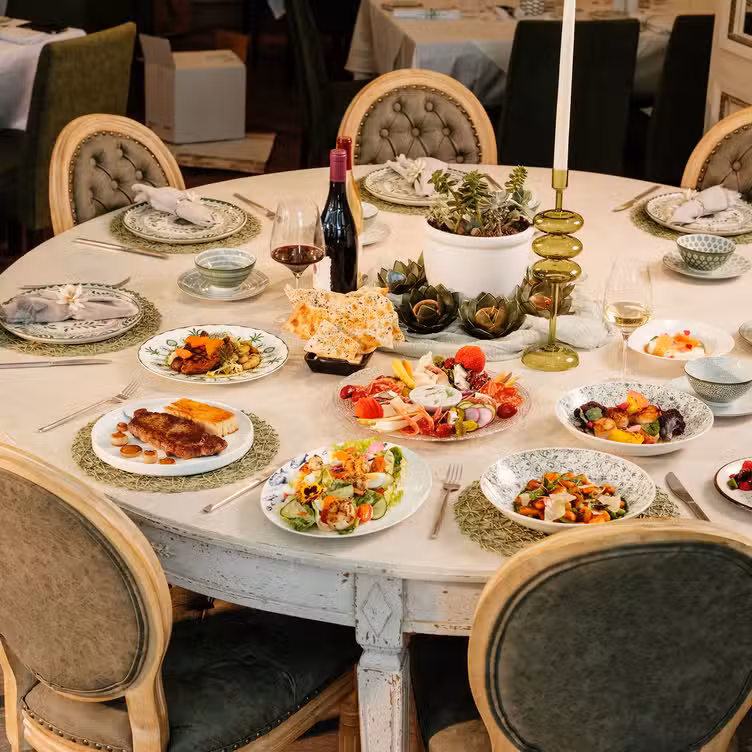 Photo credit: opentable
