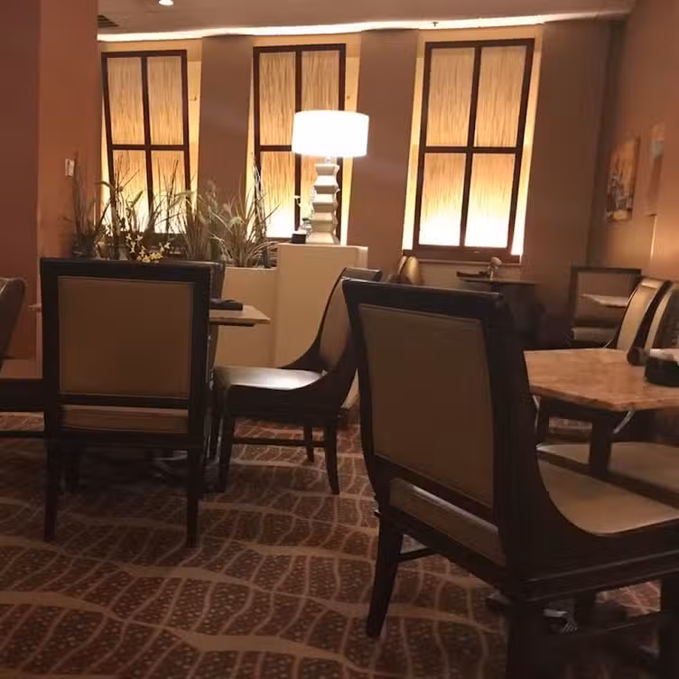 2712 bistro and bar