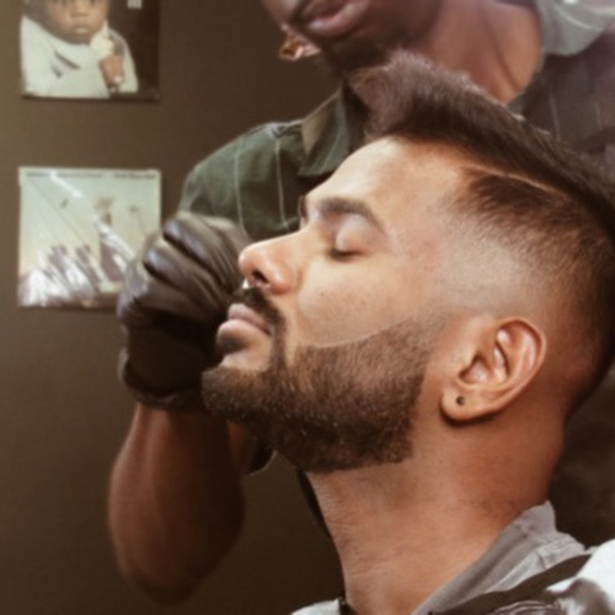 Ty's Barber Lounge