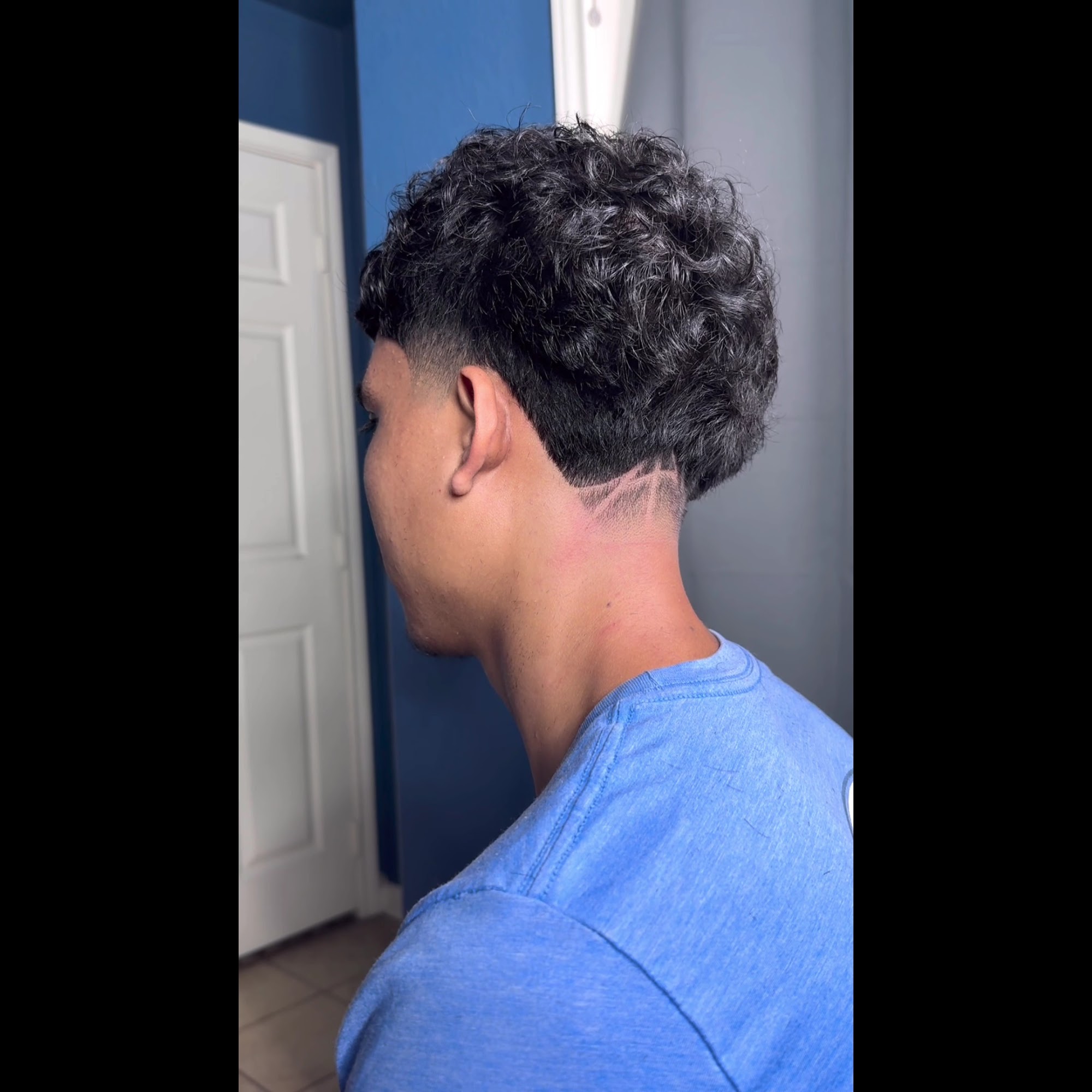 Eduardo The Barber 21632 Aldine Westfield Rd, Humble Texas 77338