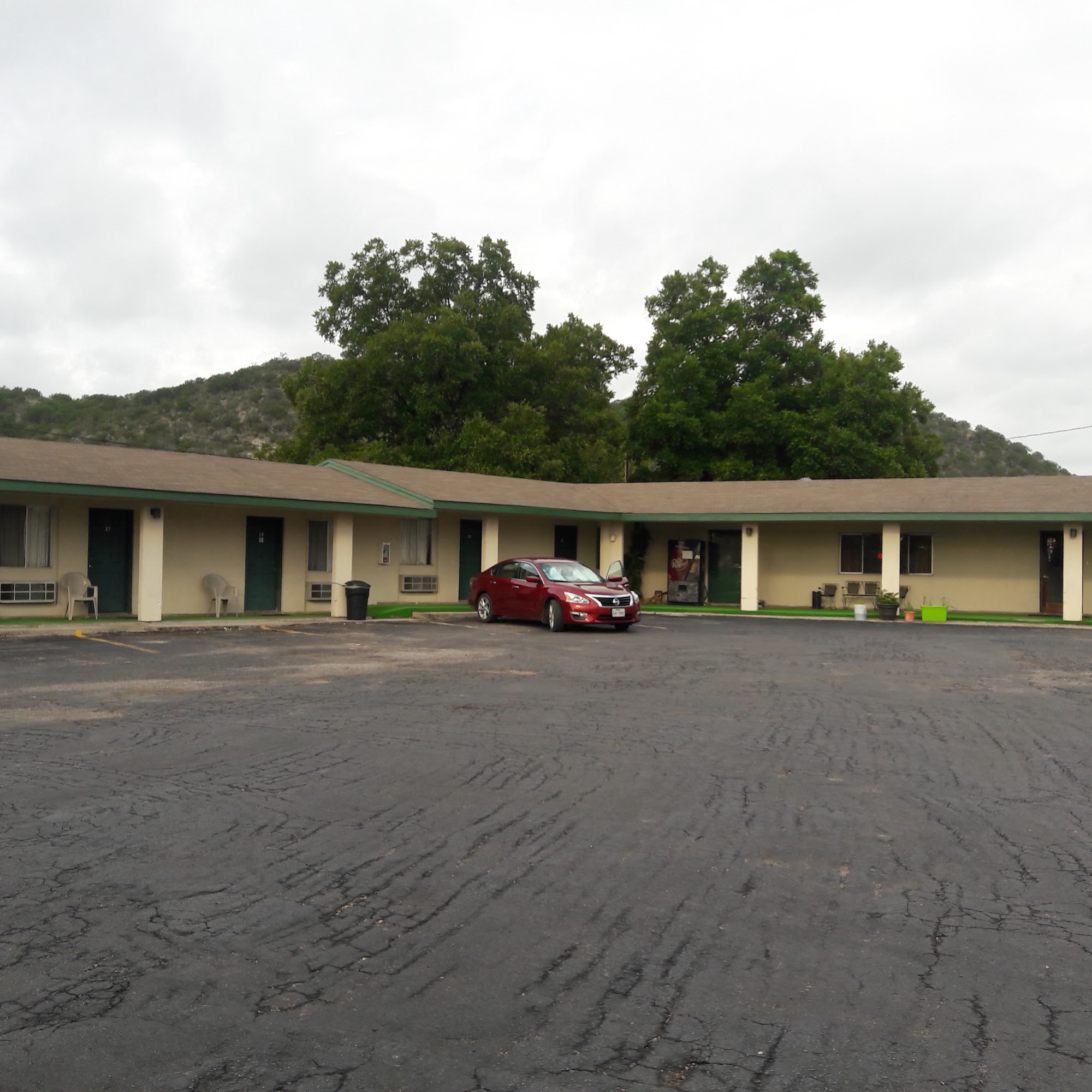 Lazy T Motel Junction