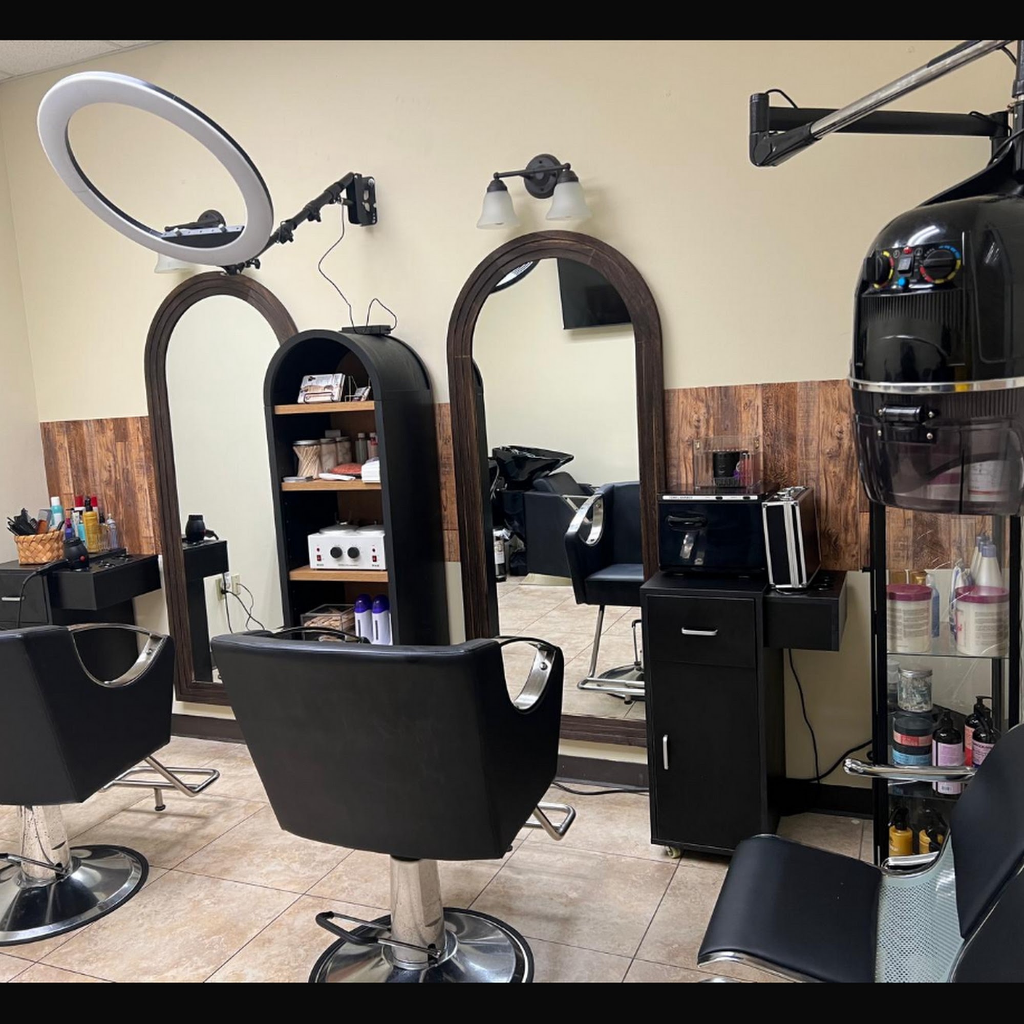 Marie Dominican Hair Stylist 511 S Mason Rd suite 308, Katy Texas 77450