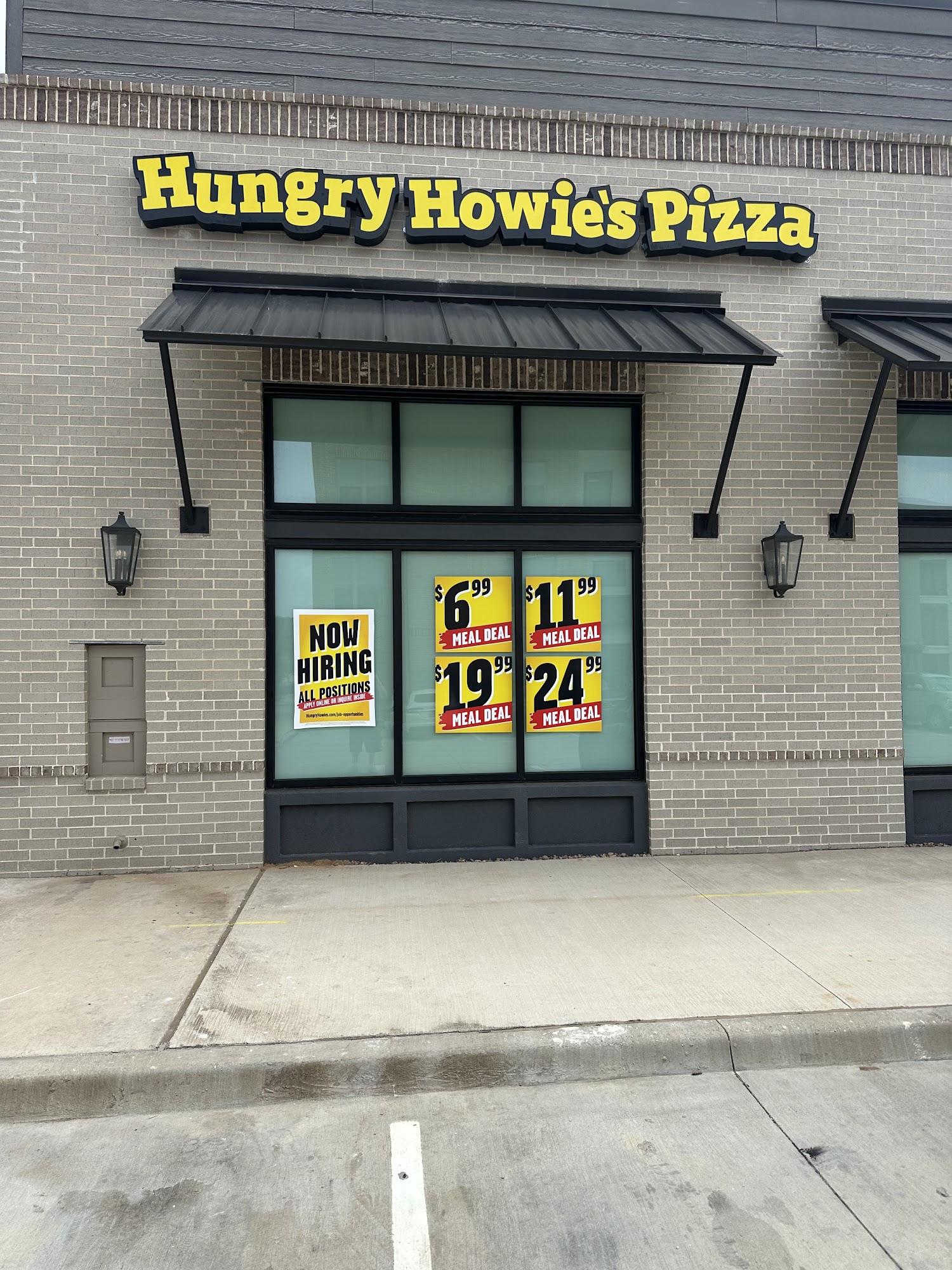 Hungry Howie's Pizza 1320 N Main St Suite 100, Keller, TX 76248