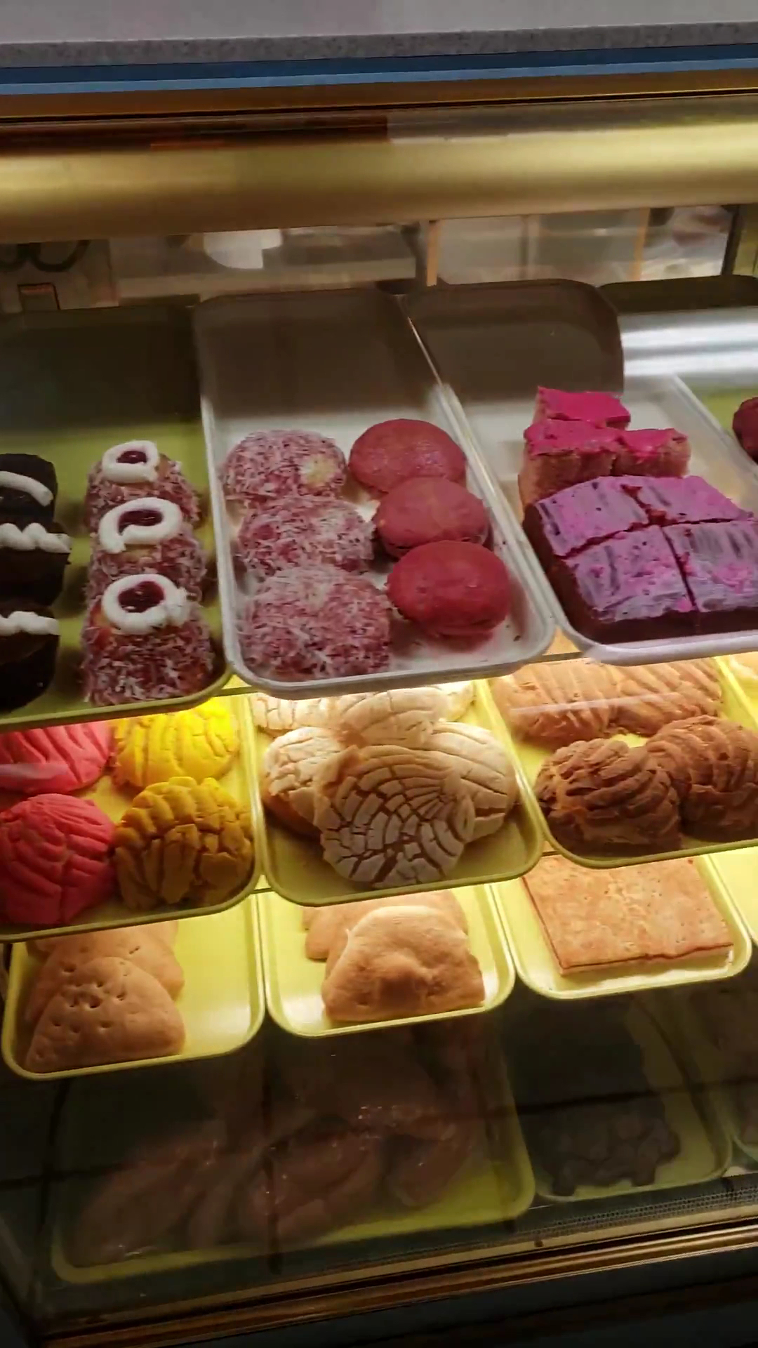 Los Pasteles Bakery & Coffee Menu