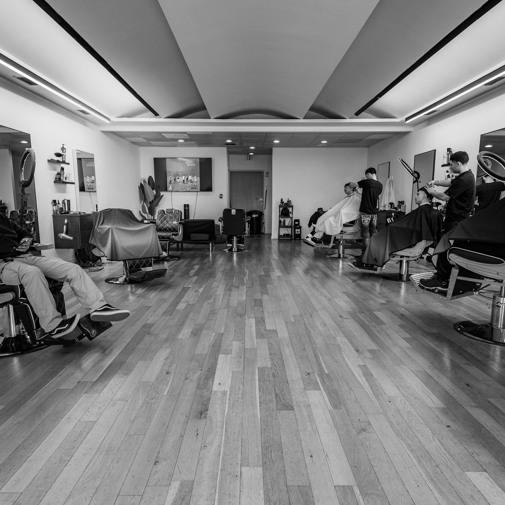 tdK Barbershop - Del Mar 3660 E Del Mar Blvd Suite 3, Laredo Texas 78045