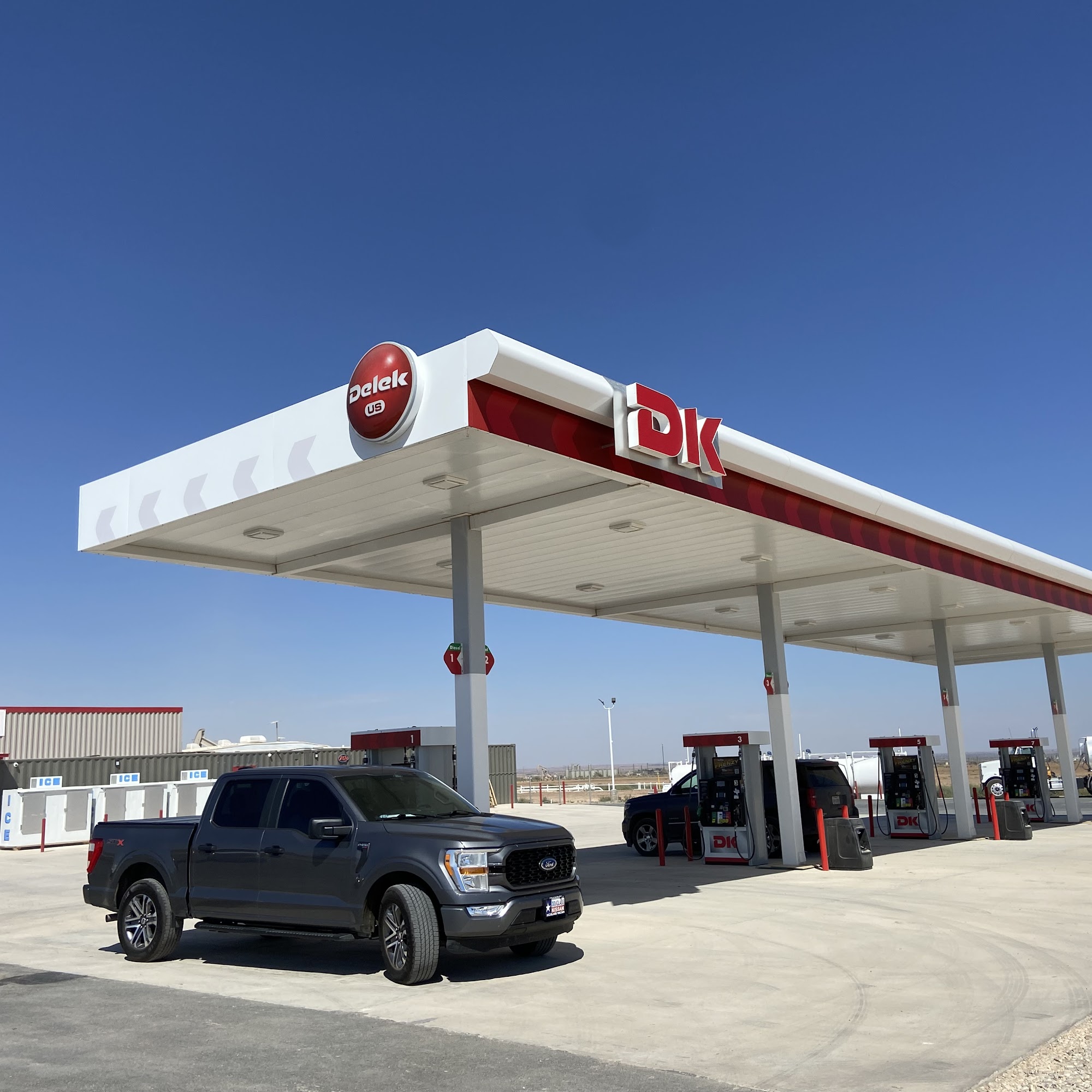 Horseshoe #5 Convenience store Lenorah