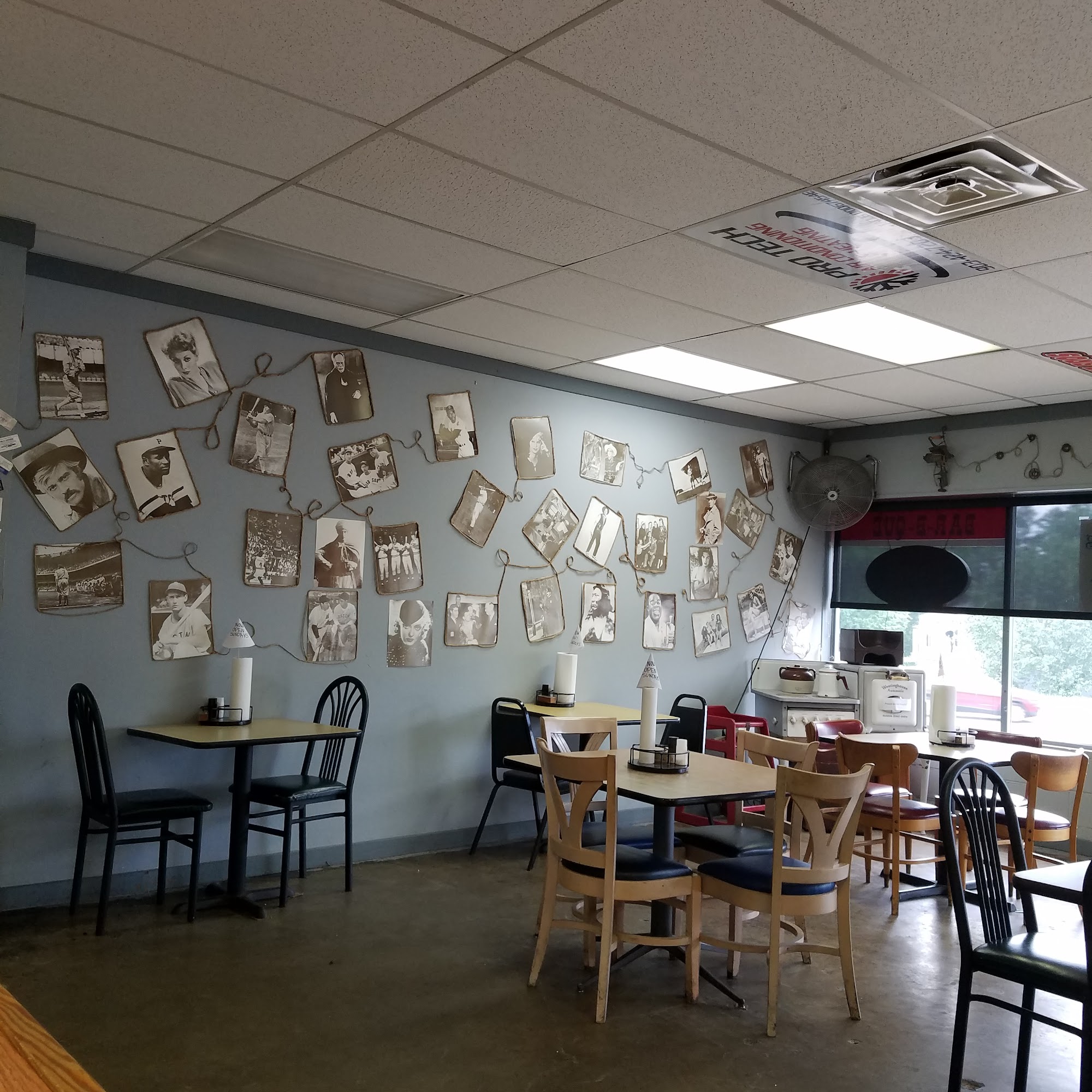 Boxcar Bar B Que - Longview Longview