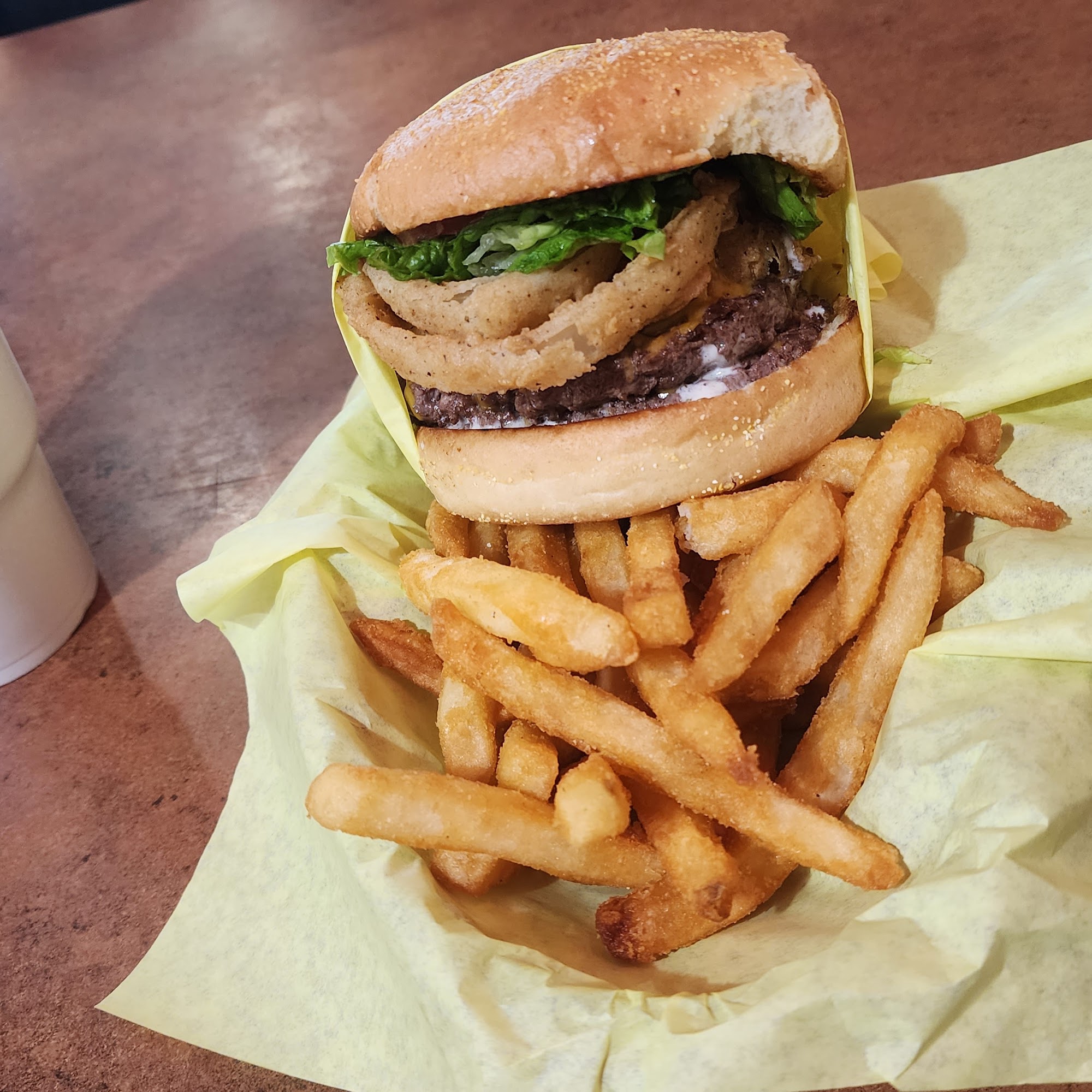 Good Luck Grill Manor