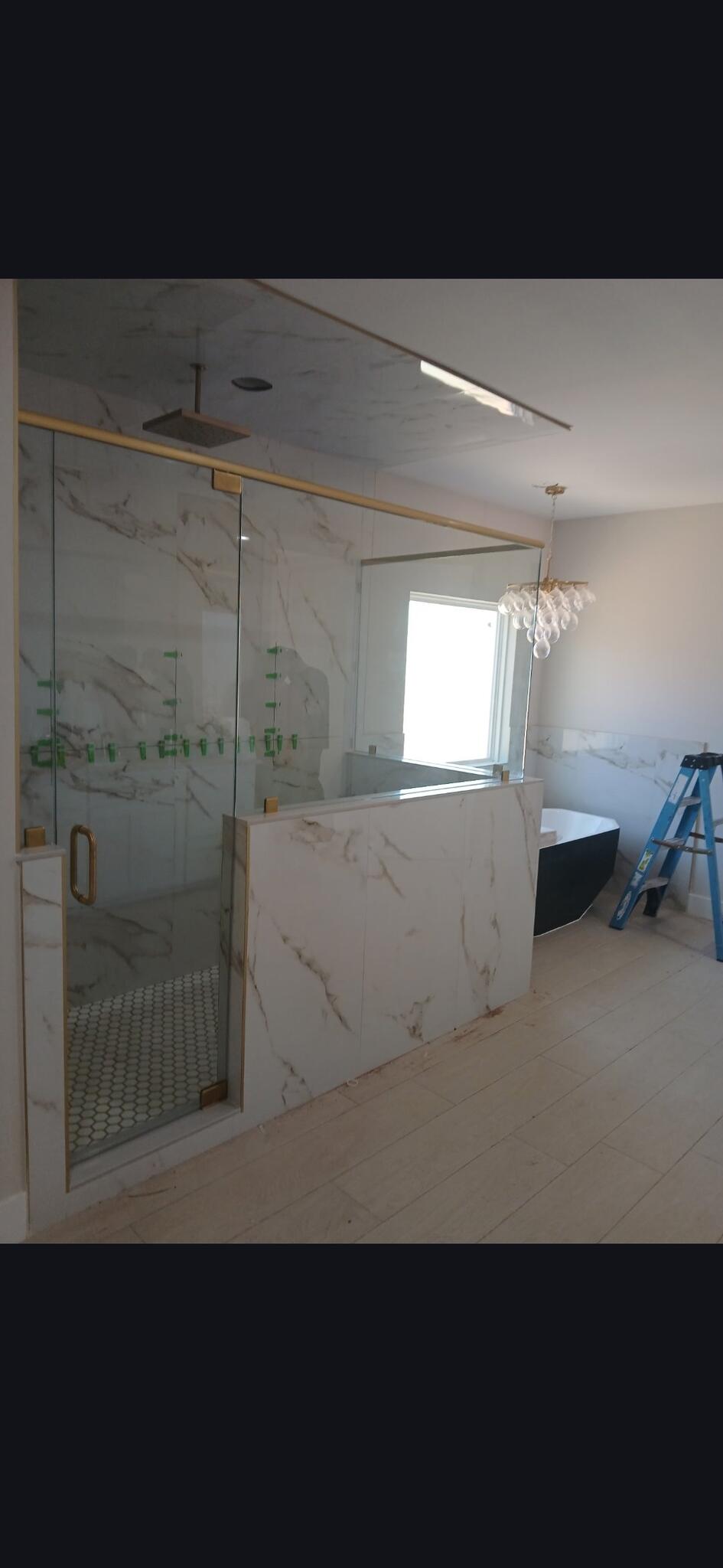 Amigos Glass & Mirror LLC