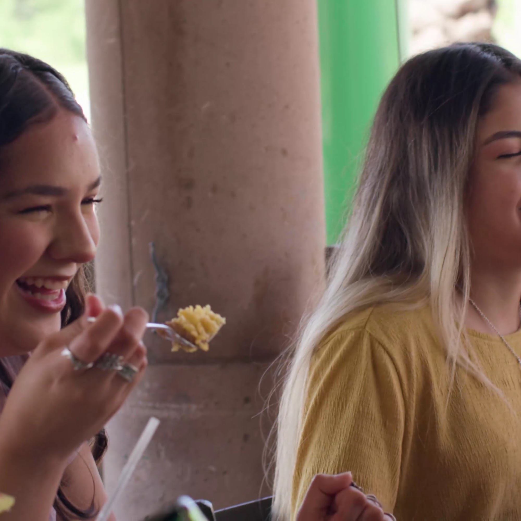 Iguana Joe's Mont Belvieu