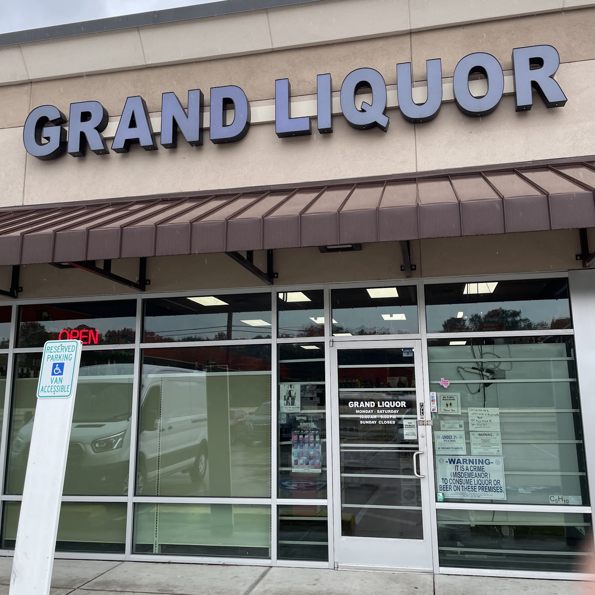 Grand Liquor New Caney