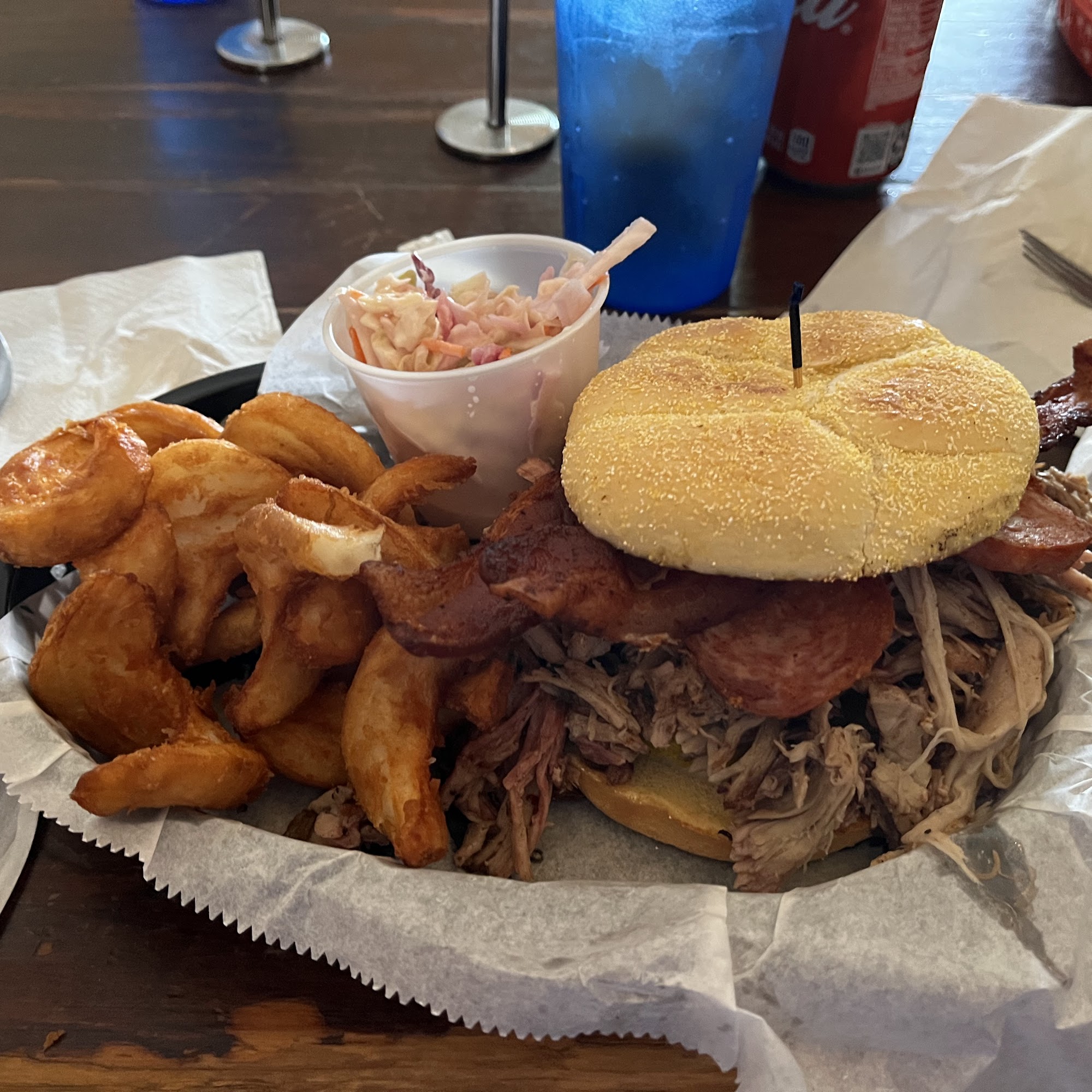 Pint and Barrel Drafthouse Palestine