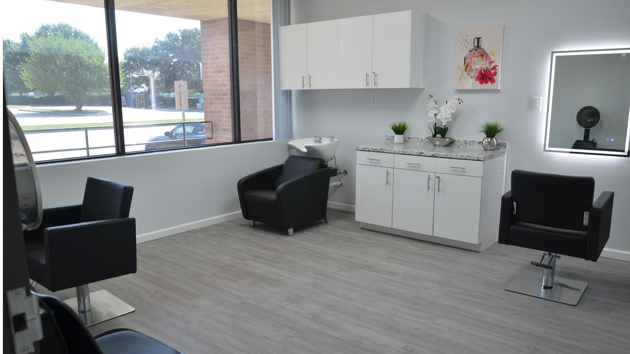 Salon-Suites of Plano 2105 W Spring Creek Pkwy #300, Plano Texas 75023