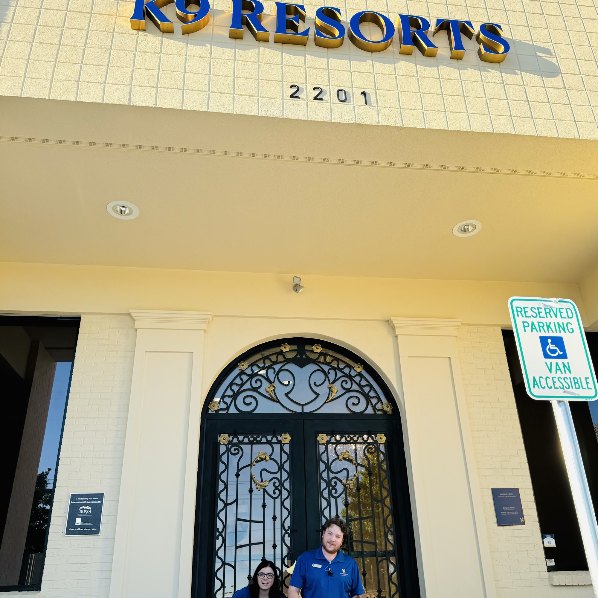 K9 Resorts Luxury Pet Hotel Plano Plano