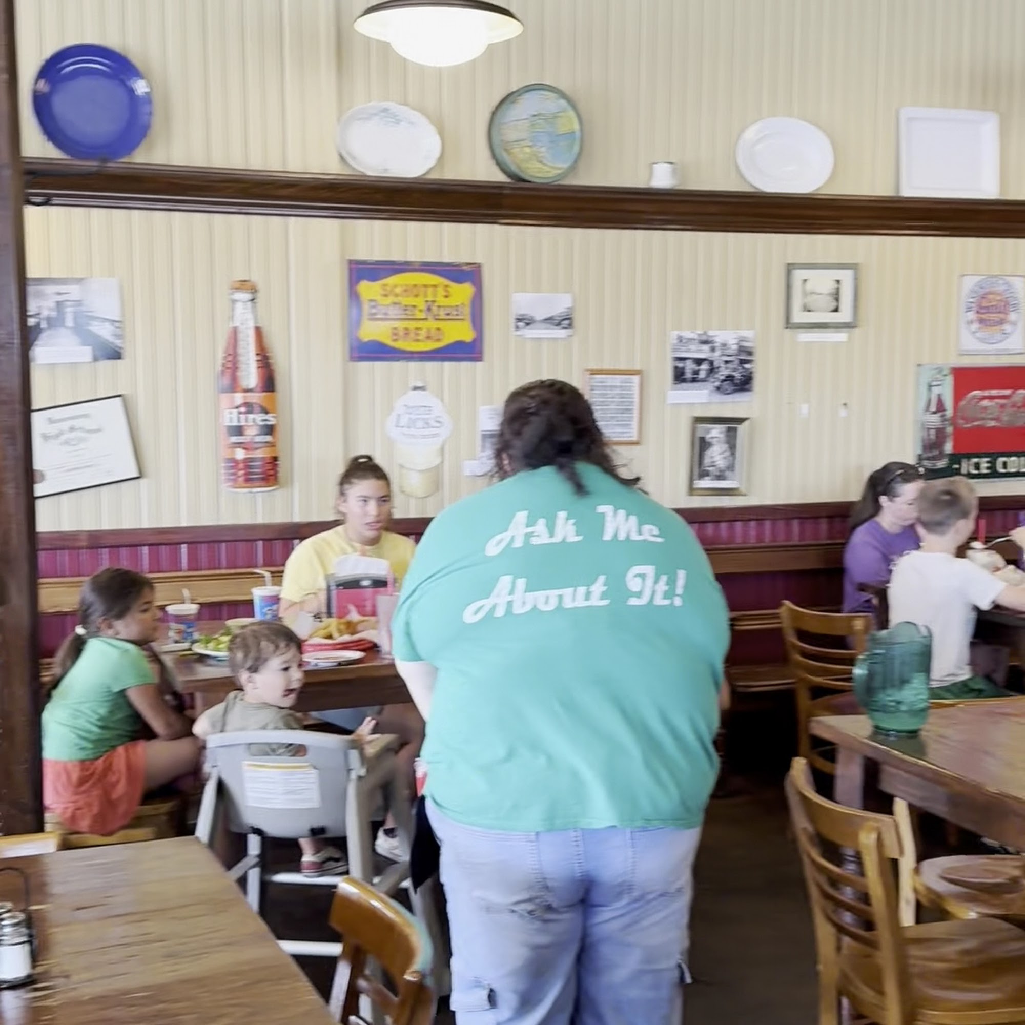 Another Time Soda Fountain & Cafe Rosenberg