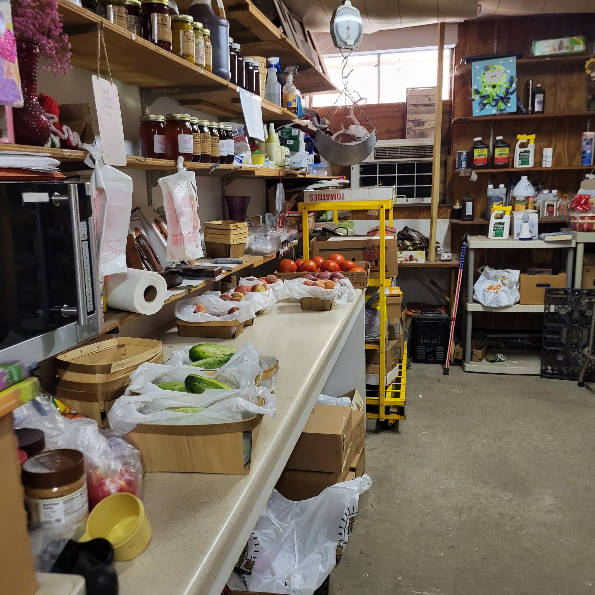 Gales' Bayport Feed Supply Seabrook