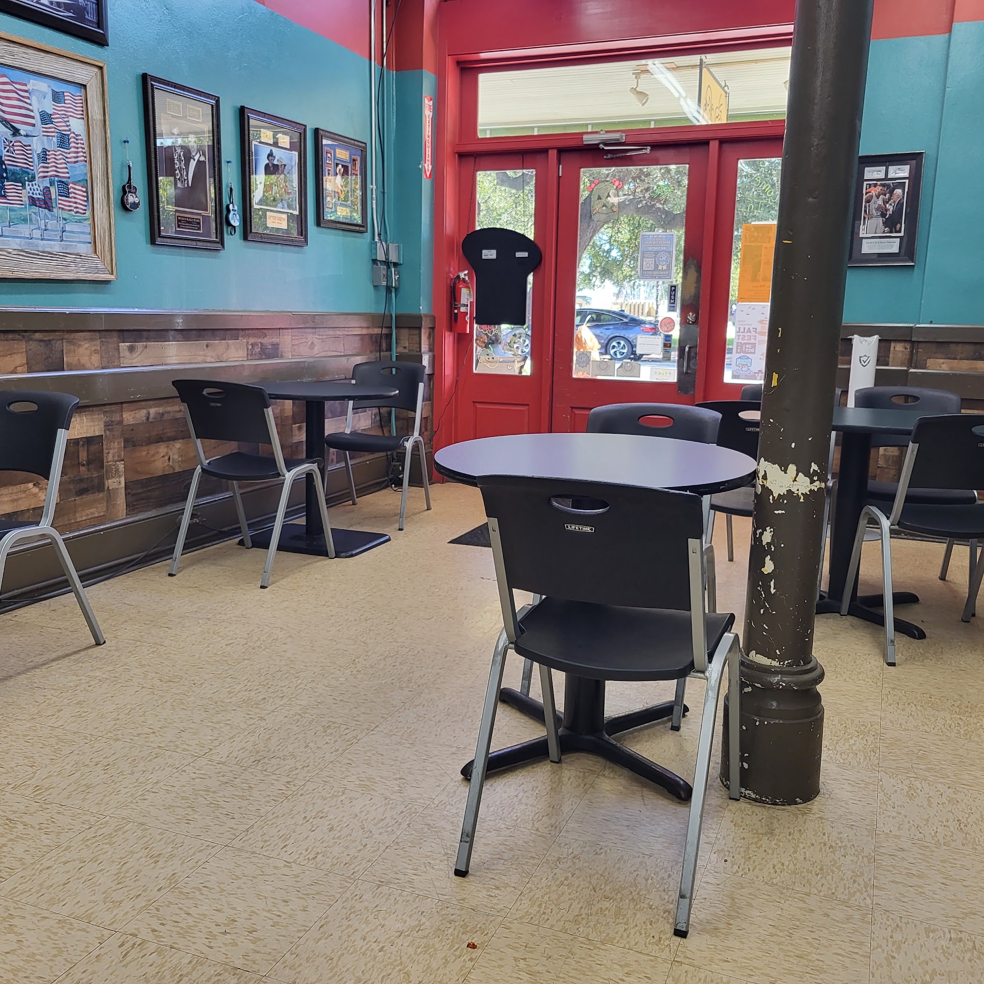 Amy's & Cathy's Takeout Seguin