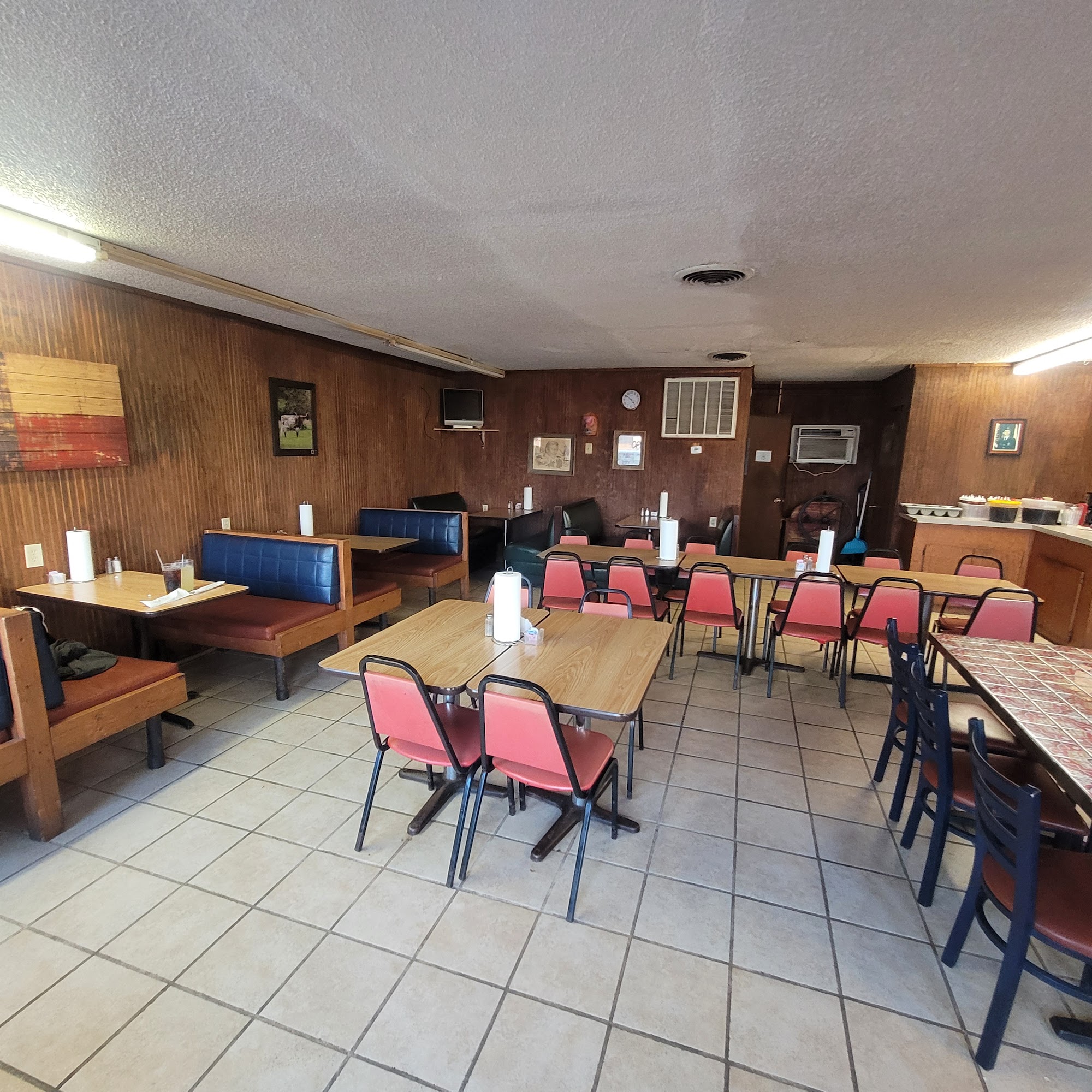 The Shepherd’s Table of Cedar Creek Lake Seven Points