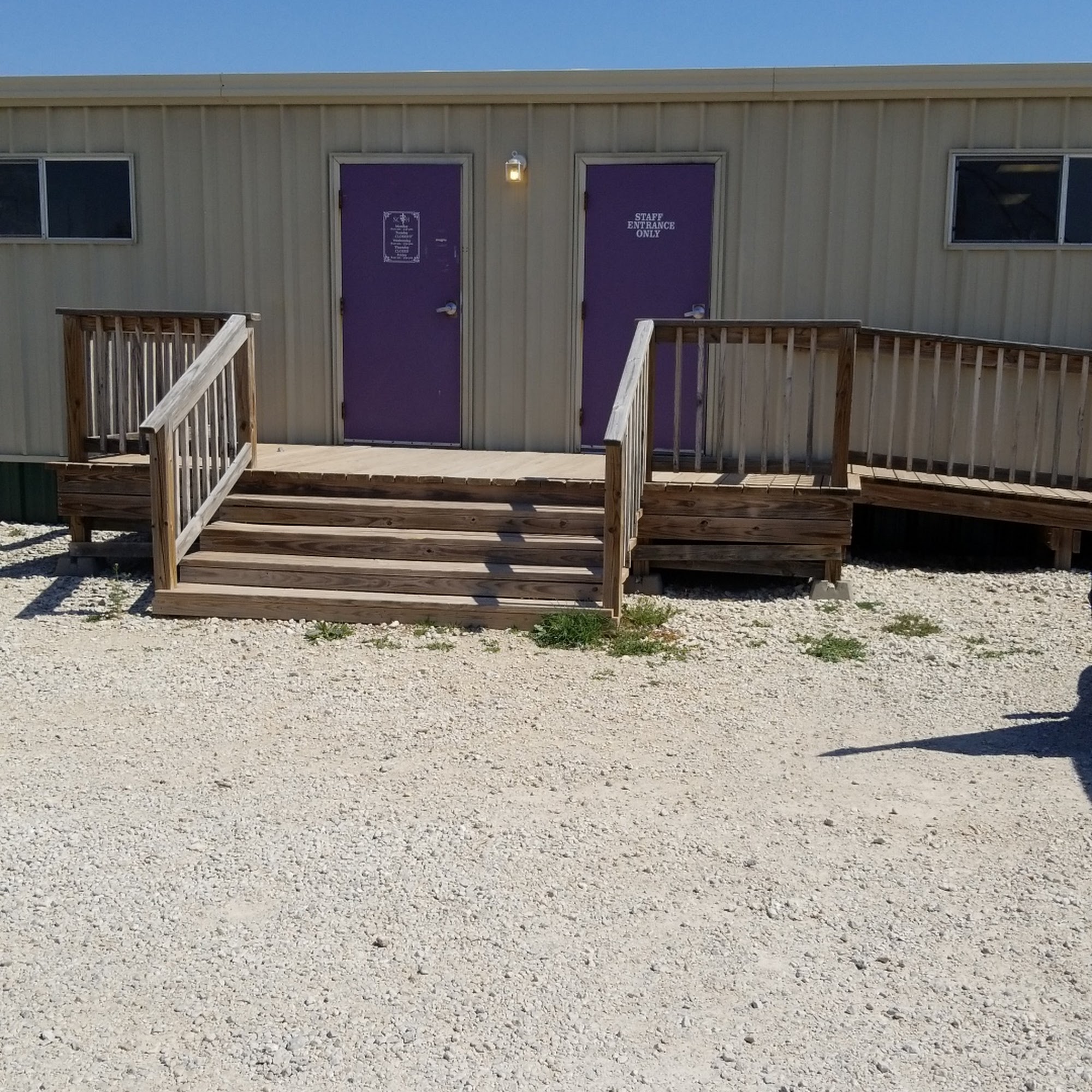 Salt Creek Veterinary Hospital Seymour