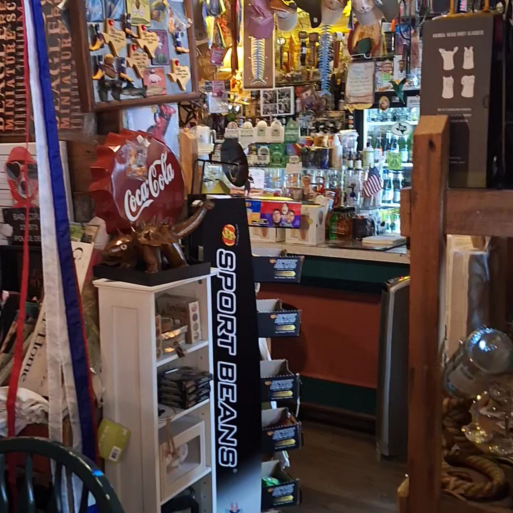 Antiques Art & Beer Shiner