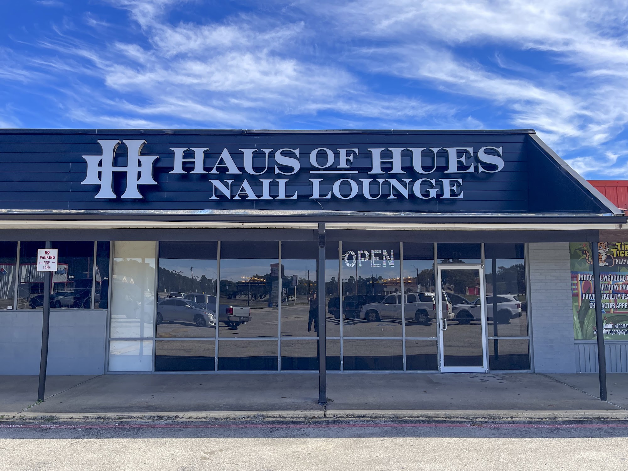 Haus of Hues Nail Lounge 116A Pine Plz, Silsbee Texas 77656