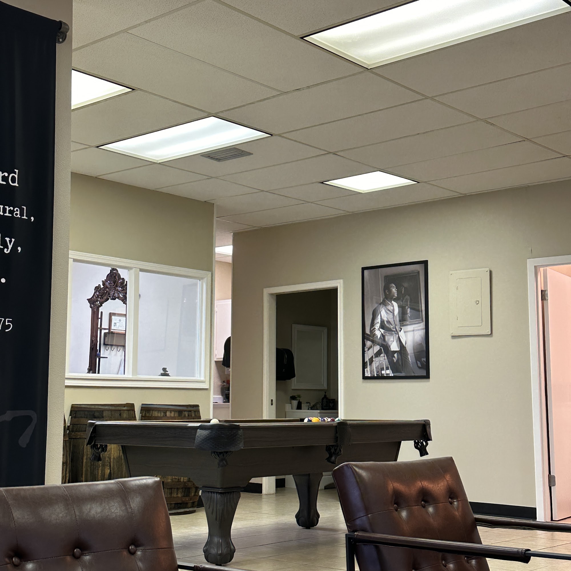 Reformed Man 116 E Constitution St, Victoria Texas 77901