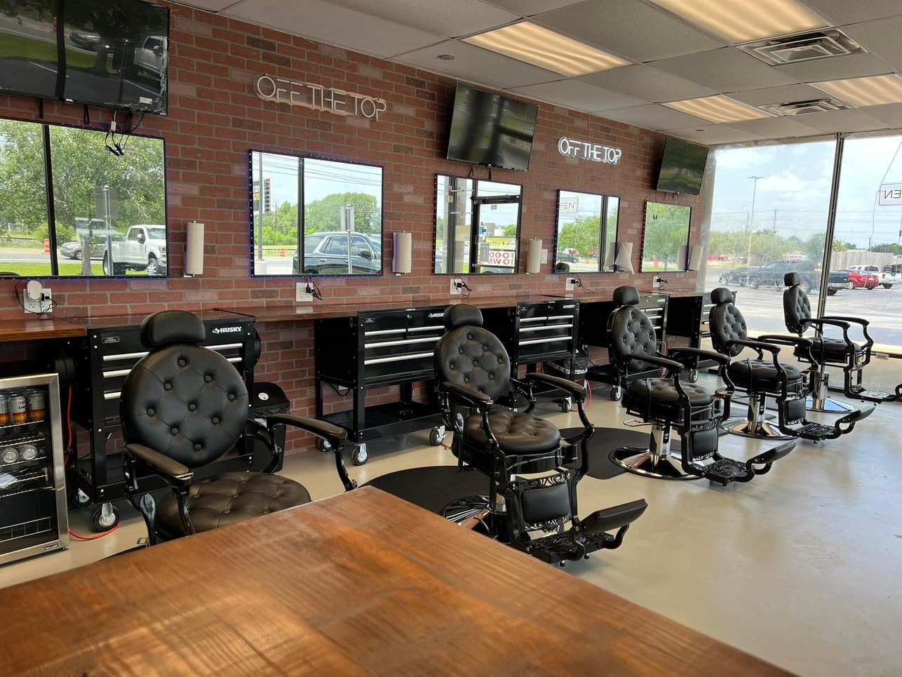 OFF THE TOP 578 El Dorado Blvd, Webster Texas 77598