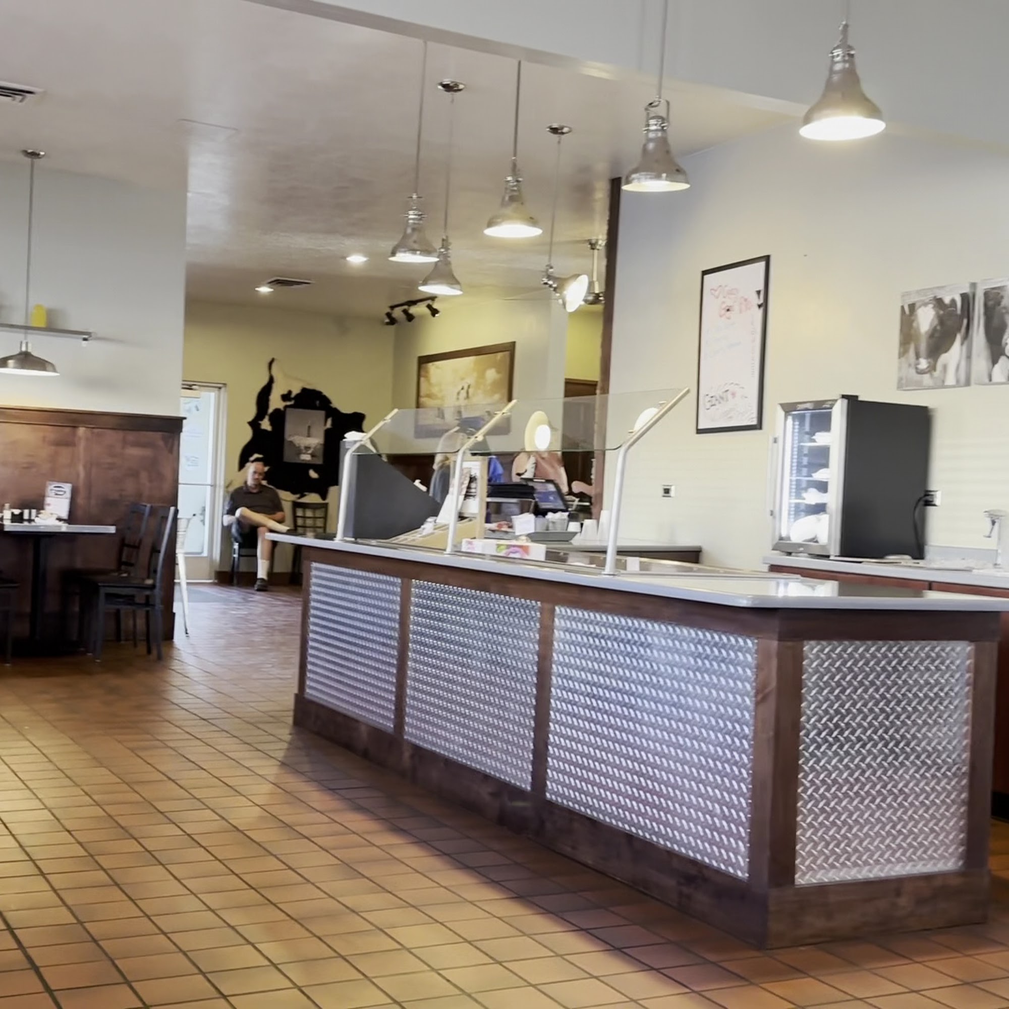 Crazy Cow Café Beaver