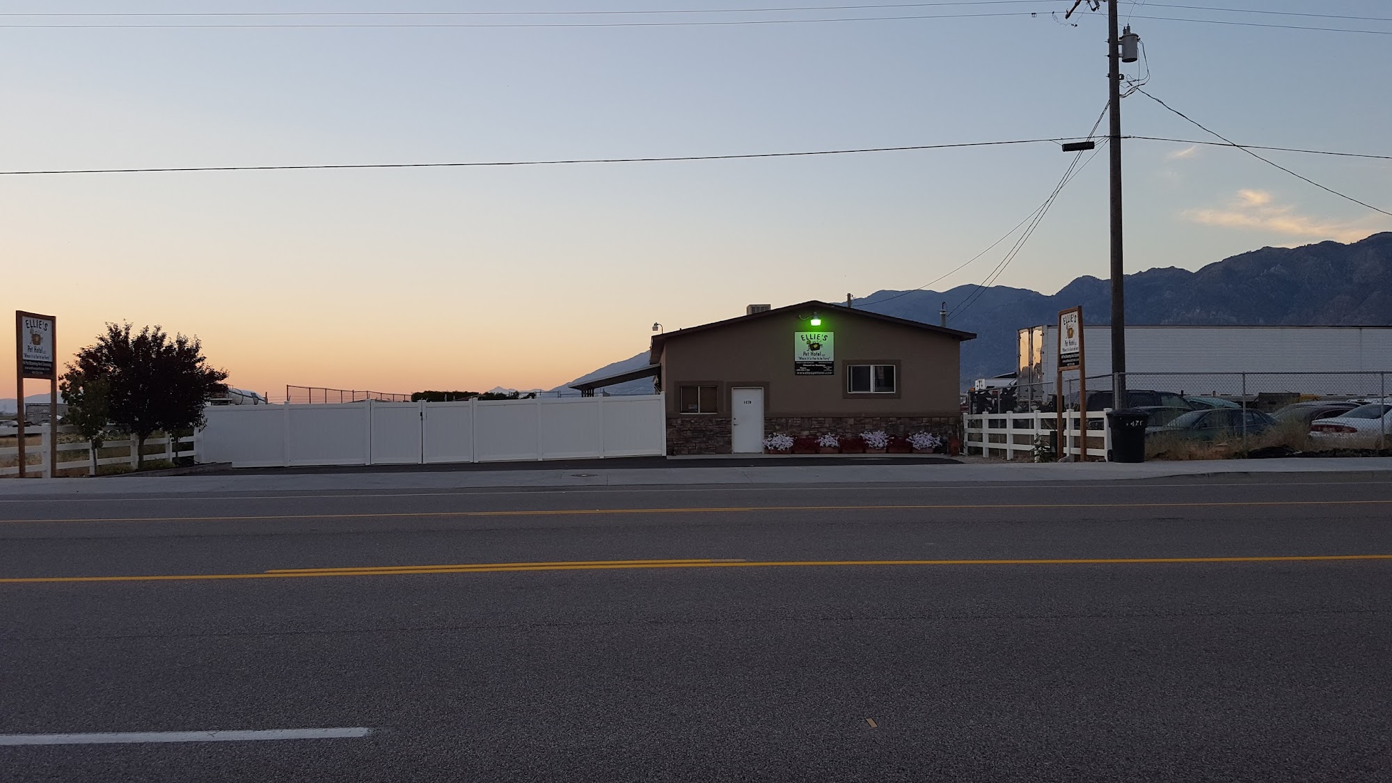 Ellie's Pet Hotel Brigham City