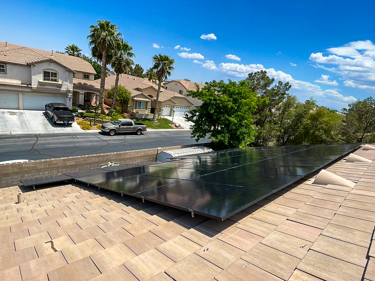 Tephra Solar & Roofing