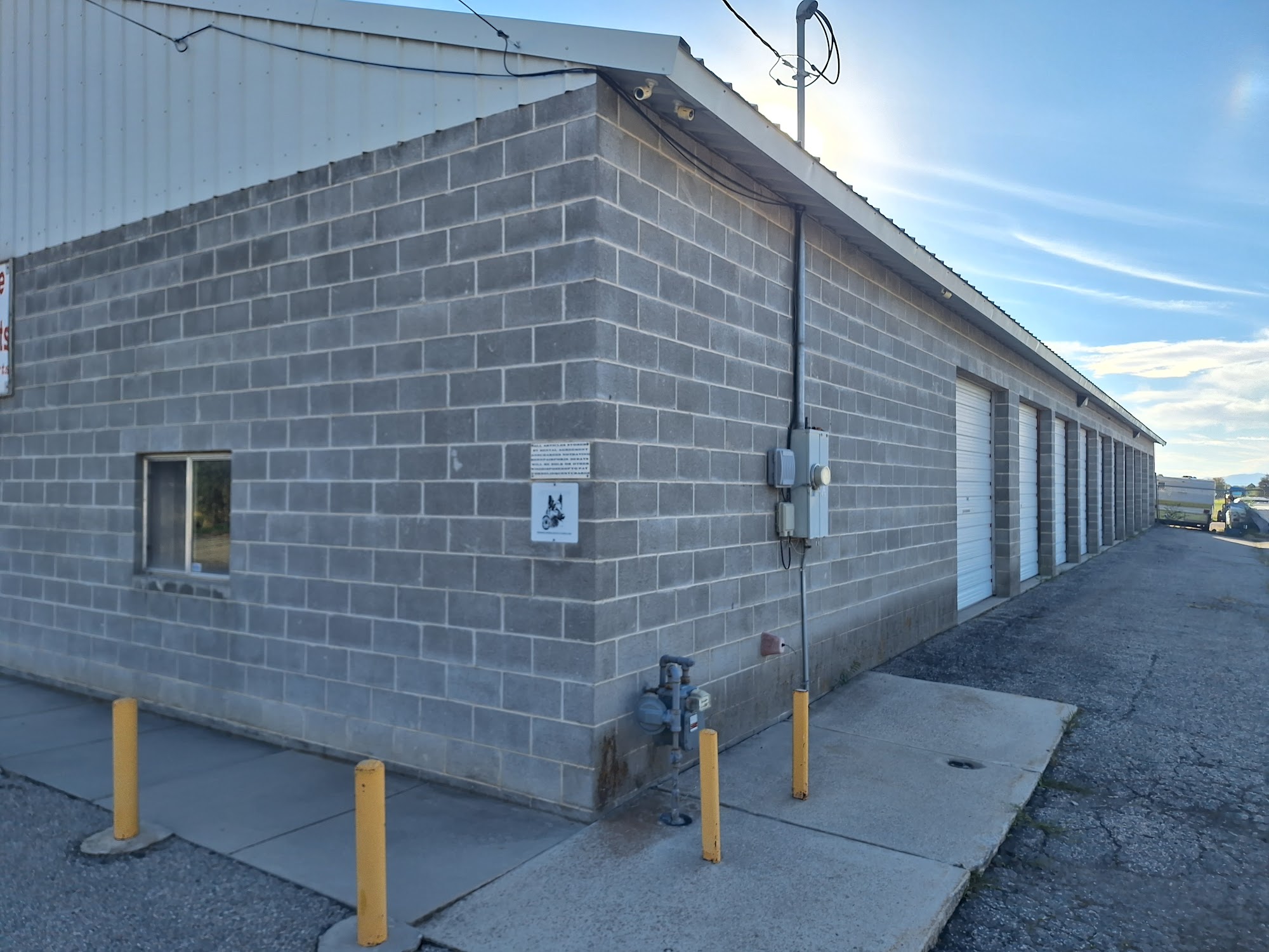 Lewis Peak Storage Harrisville