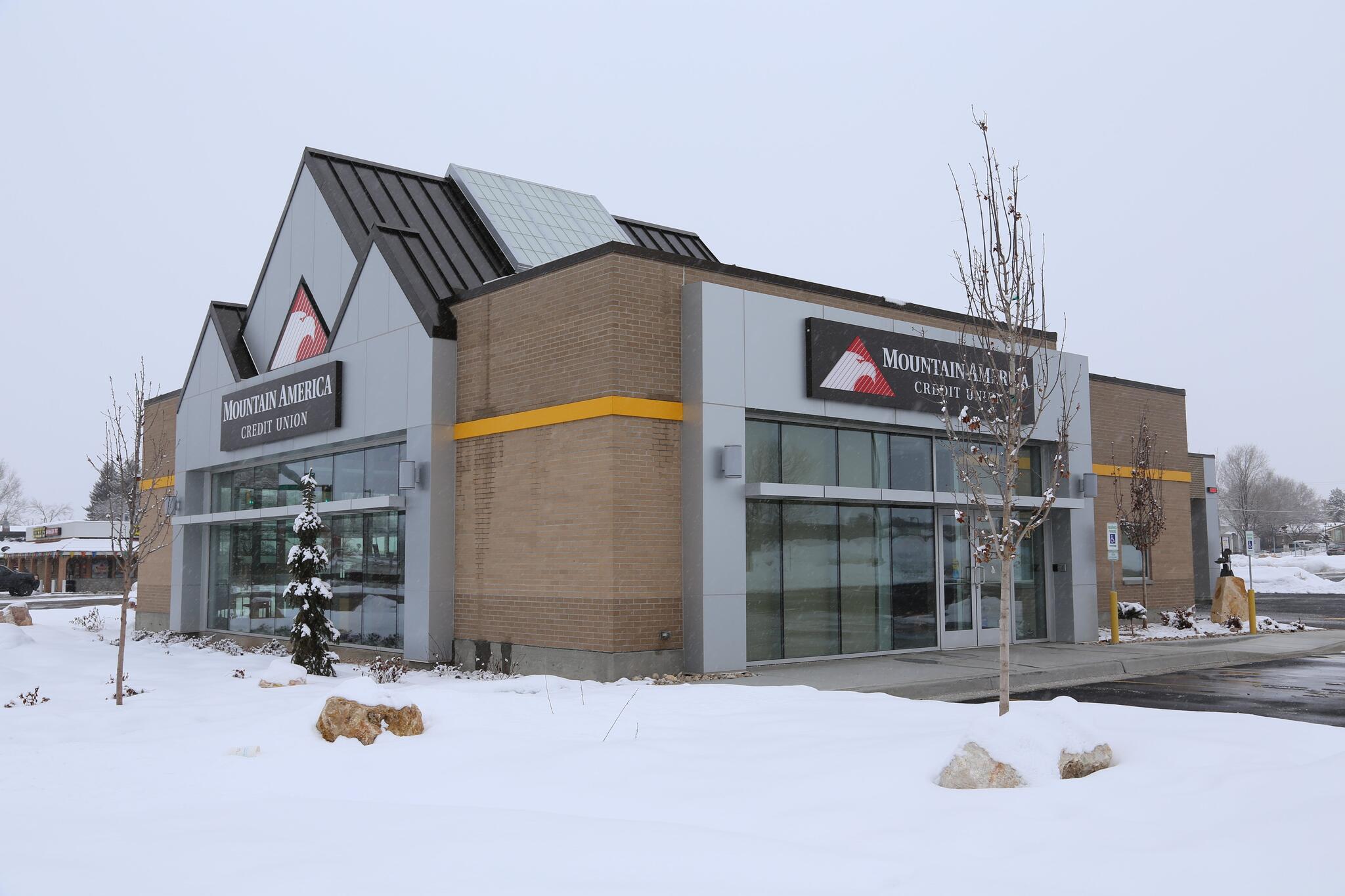 MOUNTAIN AMERICA CREDIT UNION - 635 S Main St, Heber City UT - Hours