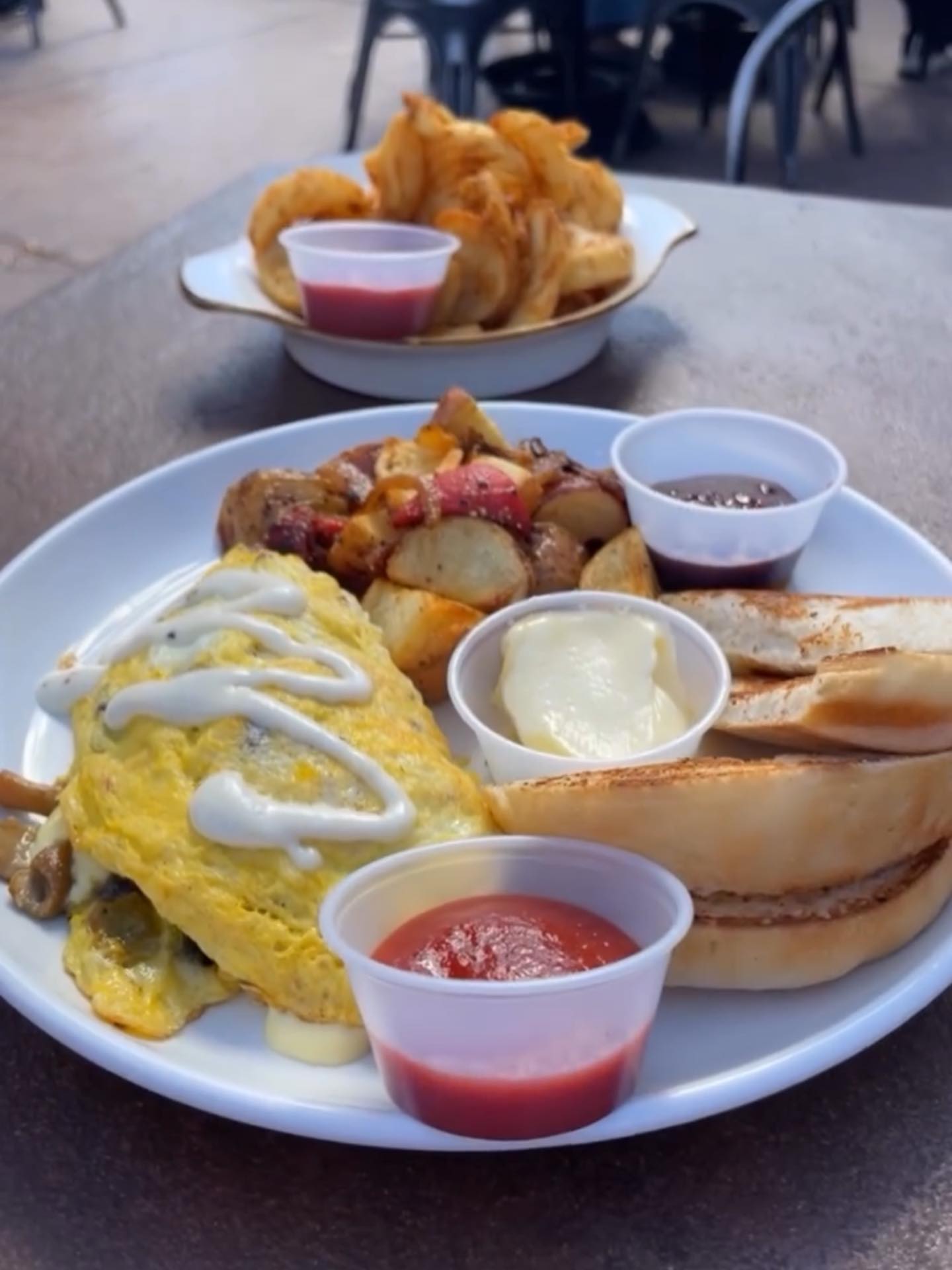 Peekaboo Canyon Wood Fired Kitchen Kanab