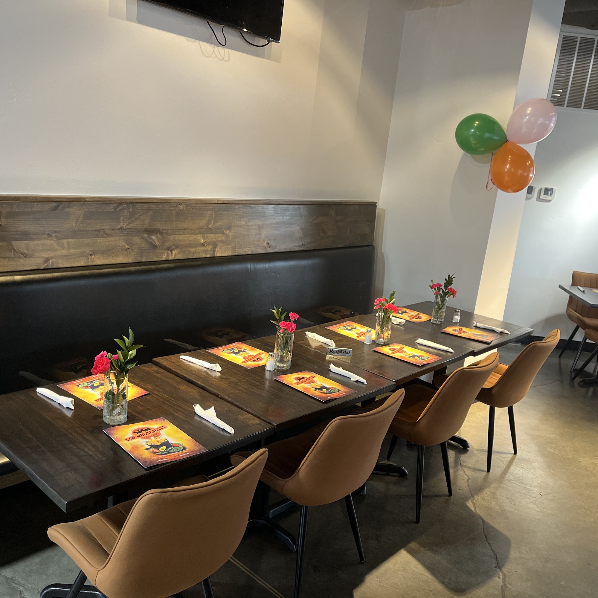 Los Molcajetes 1111 N 800 E, Logan