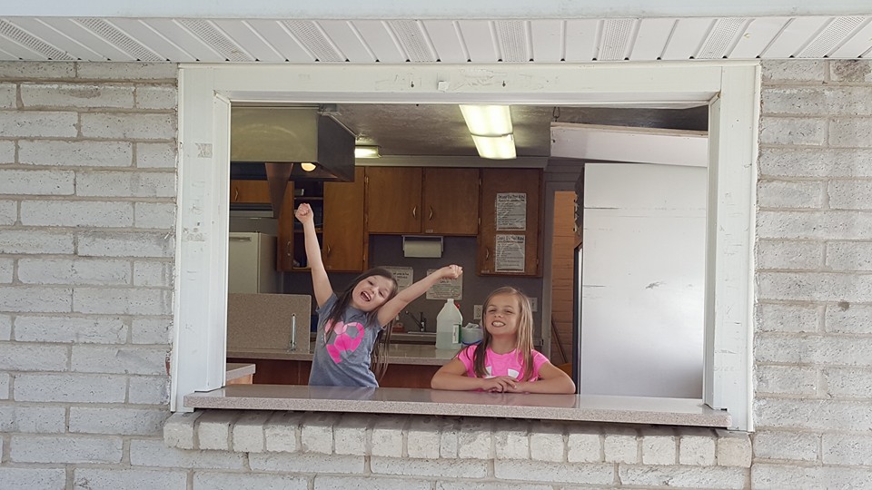 Mendon Square Food Stand