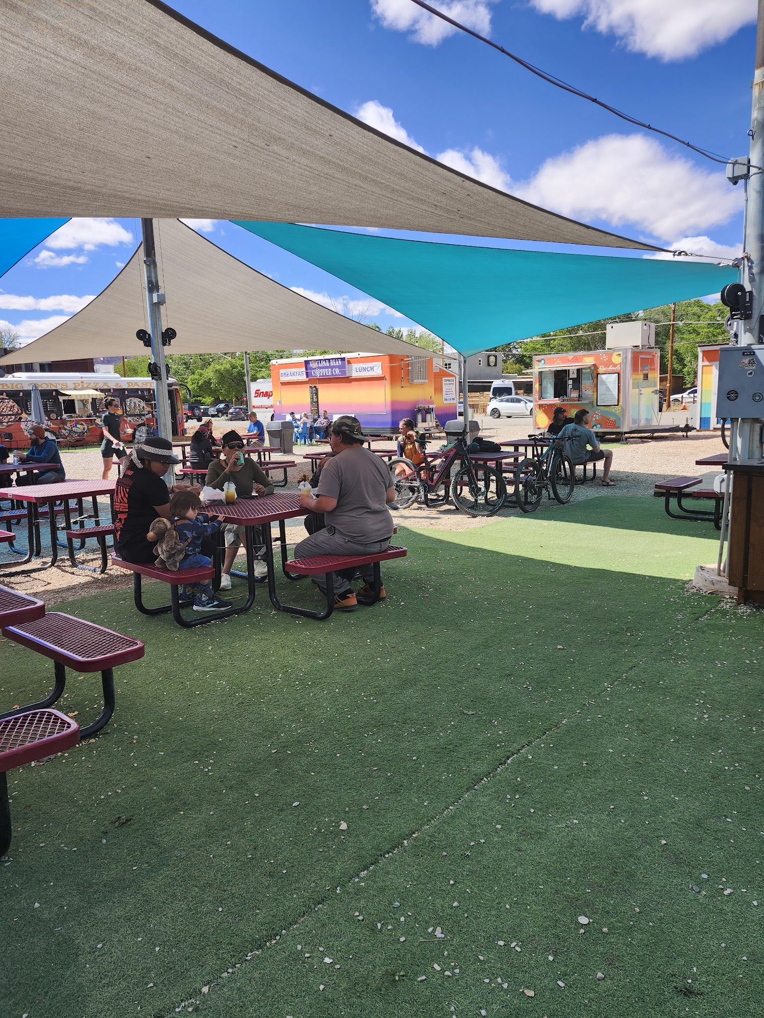 Moab Street Dogs Moab